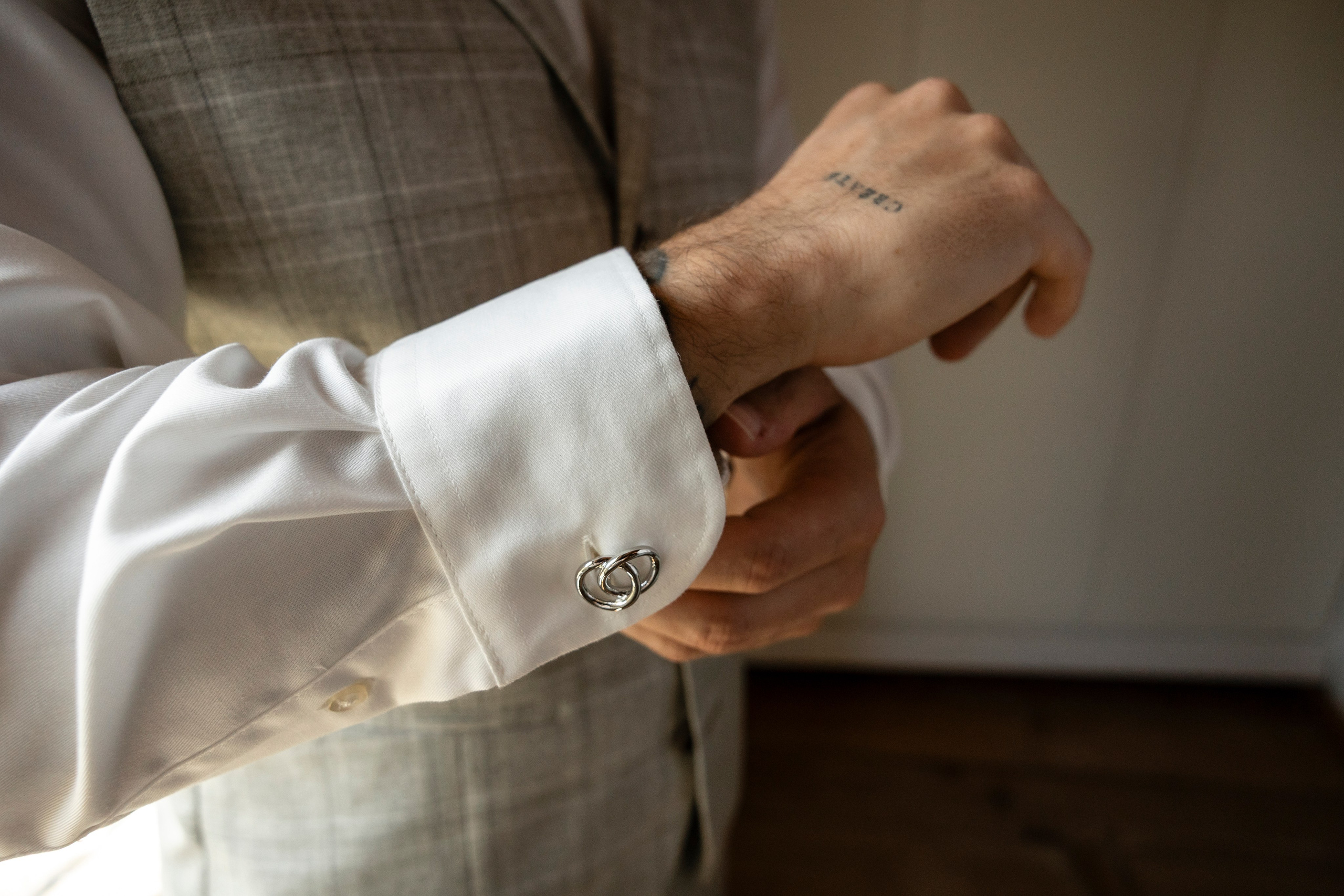 Modern Château Wedding in Occitanie — Domaine de Merlac. Eugénie Smirnova — Wedding & Elopement Photographer in Southwest France