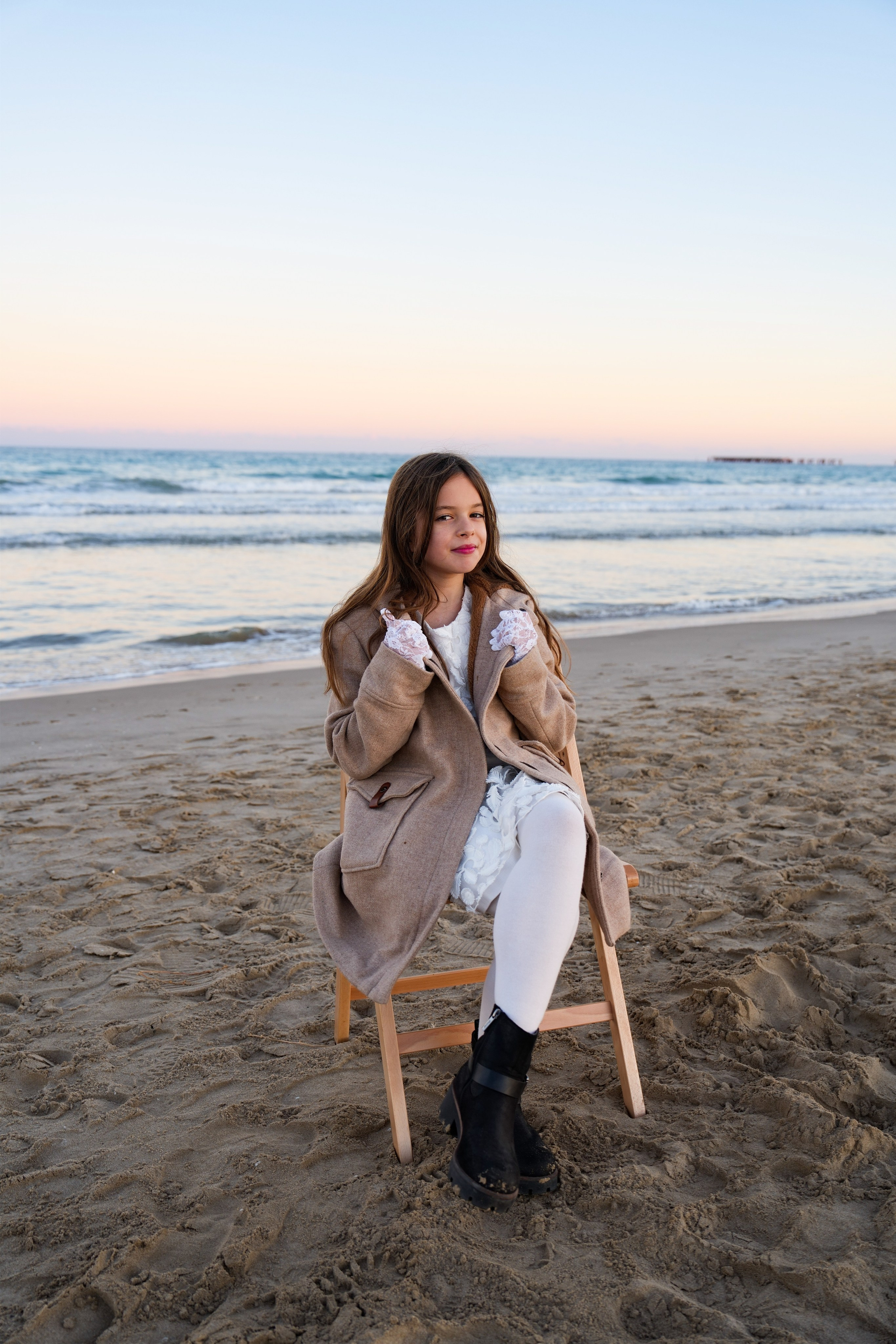 OLENA Y VASY. Fotógrafa Olena Petryk. Realizo sesiones de fotos en Puerto de Sagunto