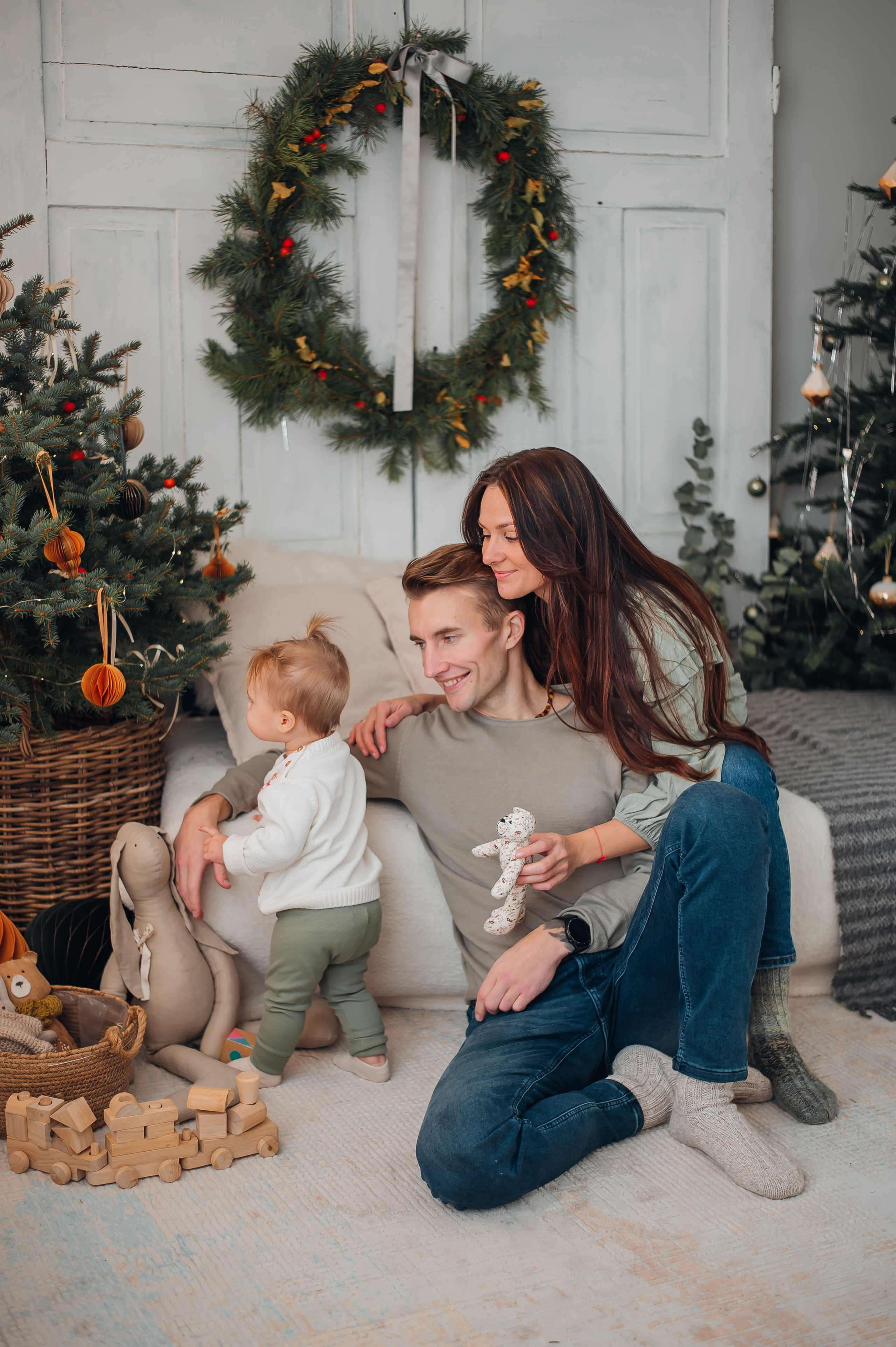 Fotosesijos studijoje. Aukse Stravi fotografė