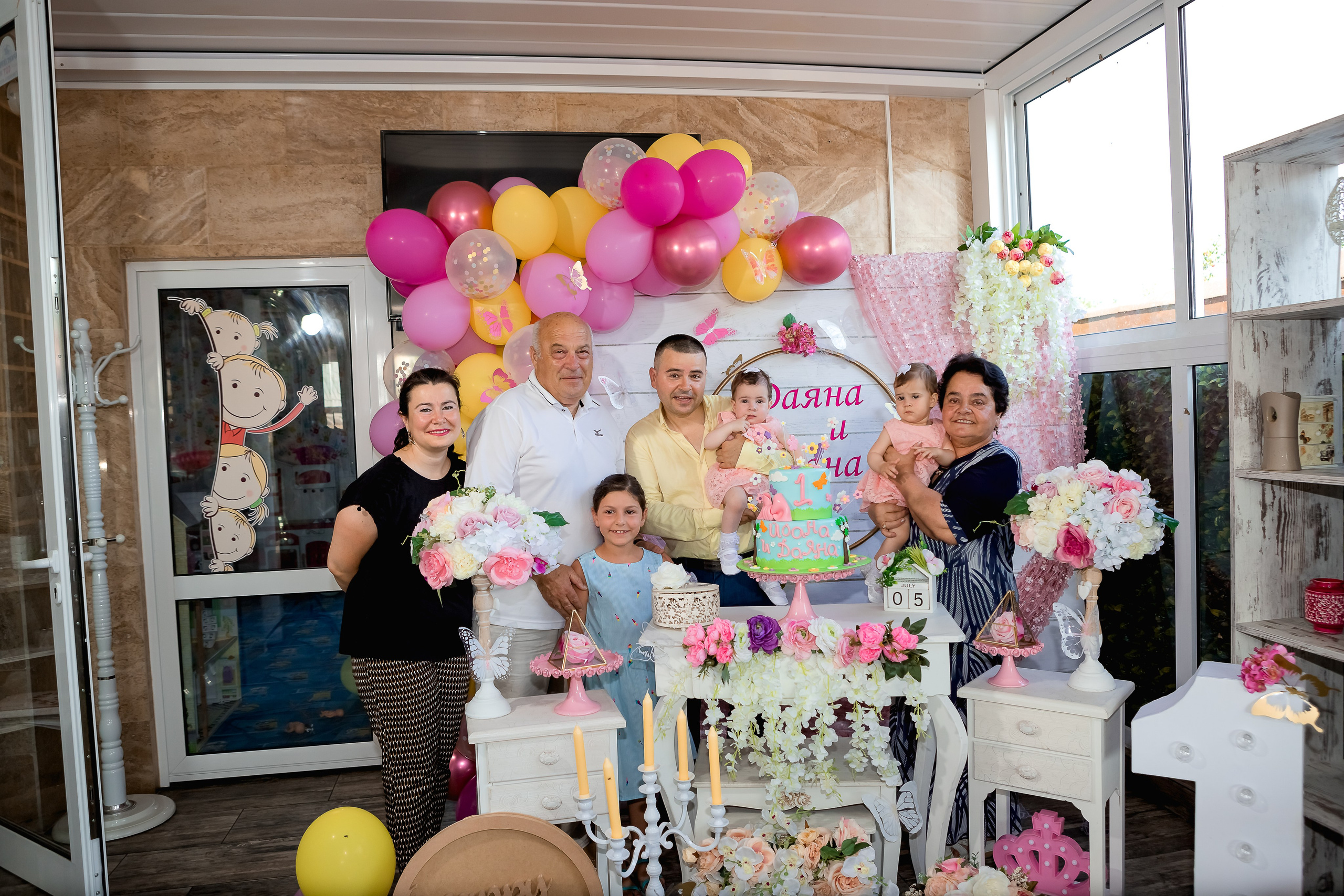 Чрстит Първи Рожден Ден. Фотограф Ирина Йотова