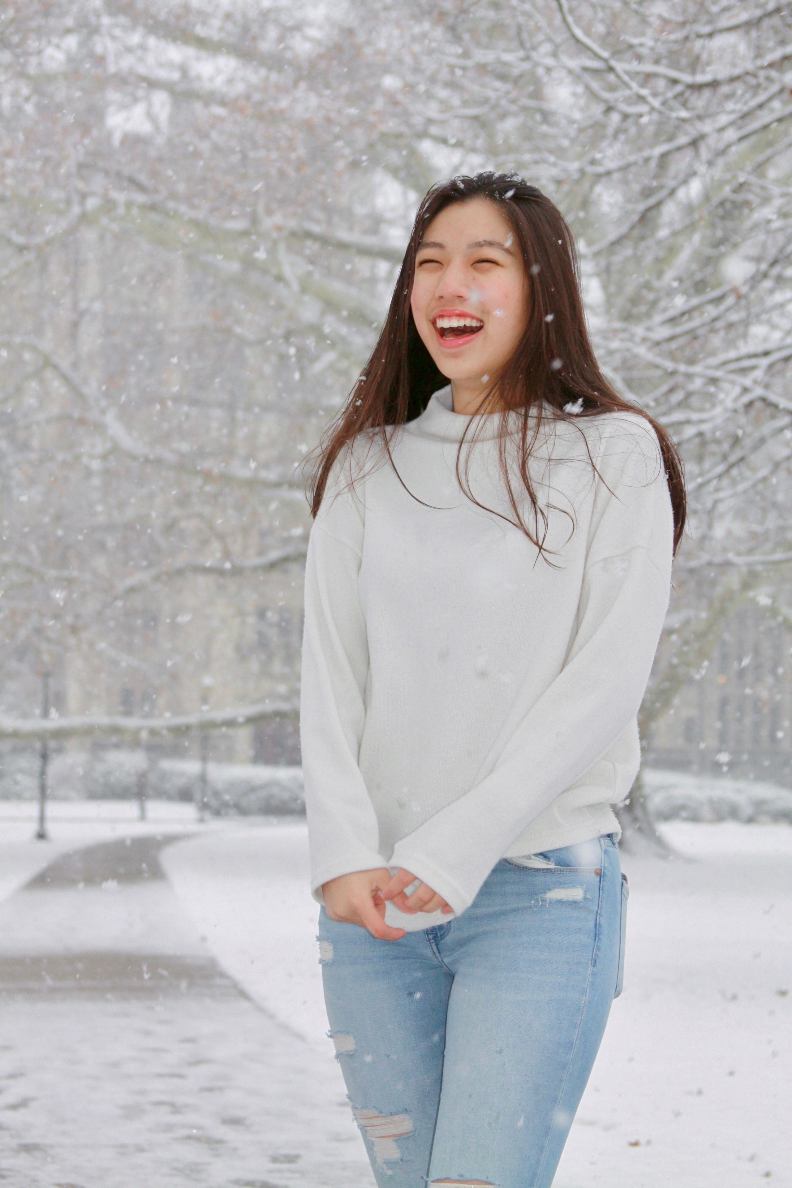 Snow day with Alex and Frances. Kelly Sang, graduation and portrait photographer in Boston