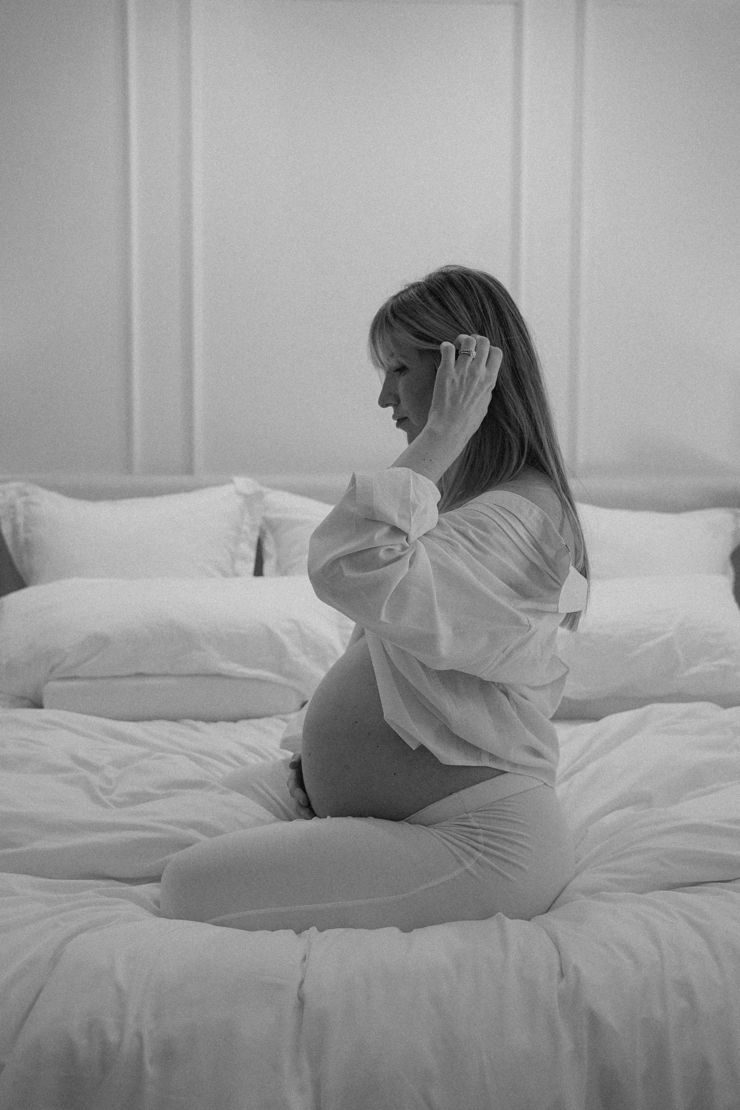 Maternity Photographer in Los Angeles | Kristina Vasilenko. Santa Monica based photographer Kristina Vasilenko