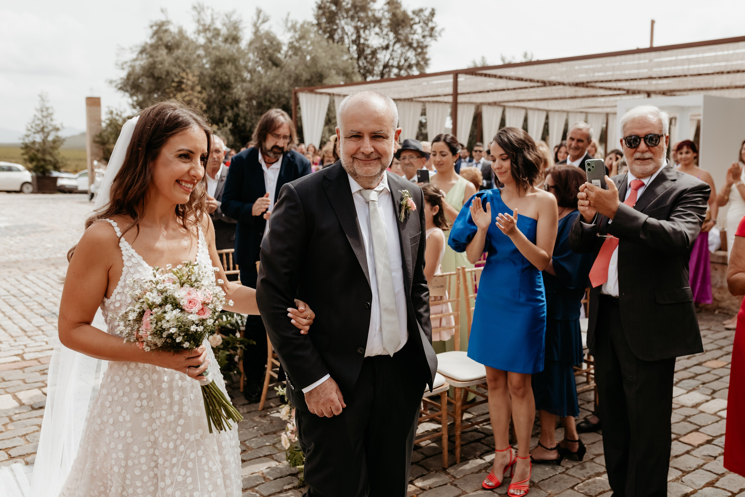 Boda en Bodegas Francisco Gómez Villena Inés y Alex - Ramoné Fotografía. Ramoné Fotografía · Fotógrafo de Bodas en Alicante, Murcia y Valencia | Reportaje Natural y Documental