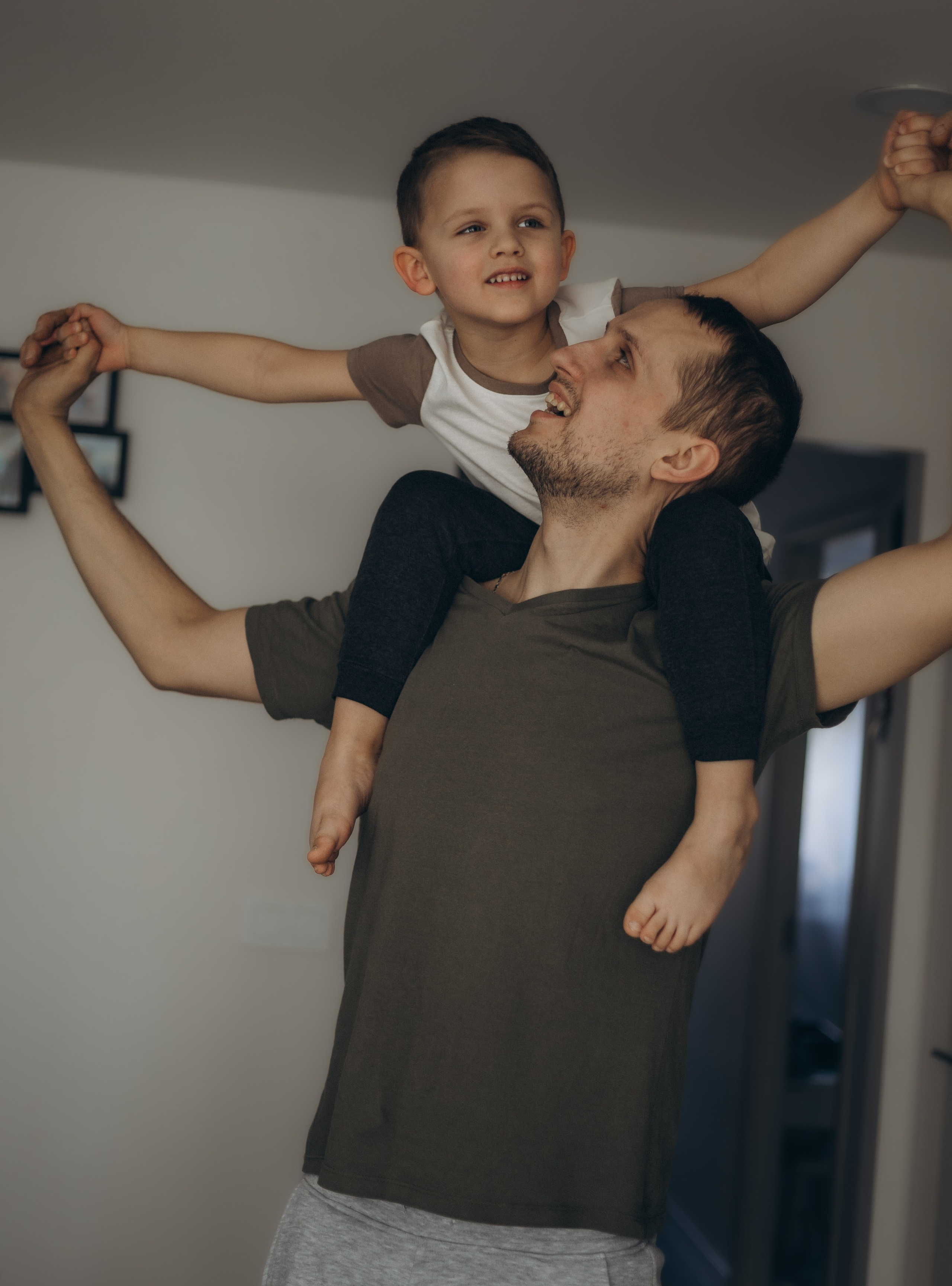 SENDIJAS ģimene. GALVENĀ