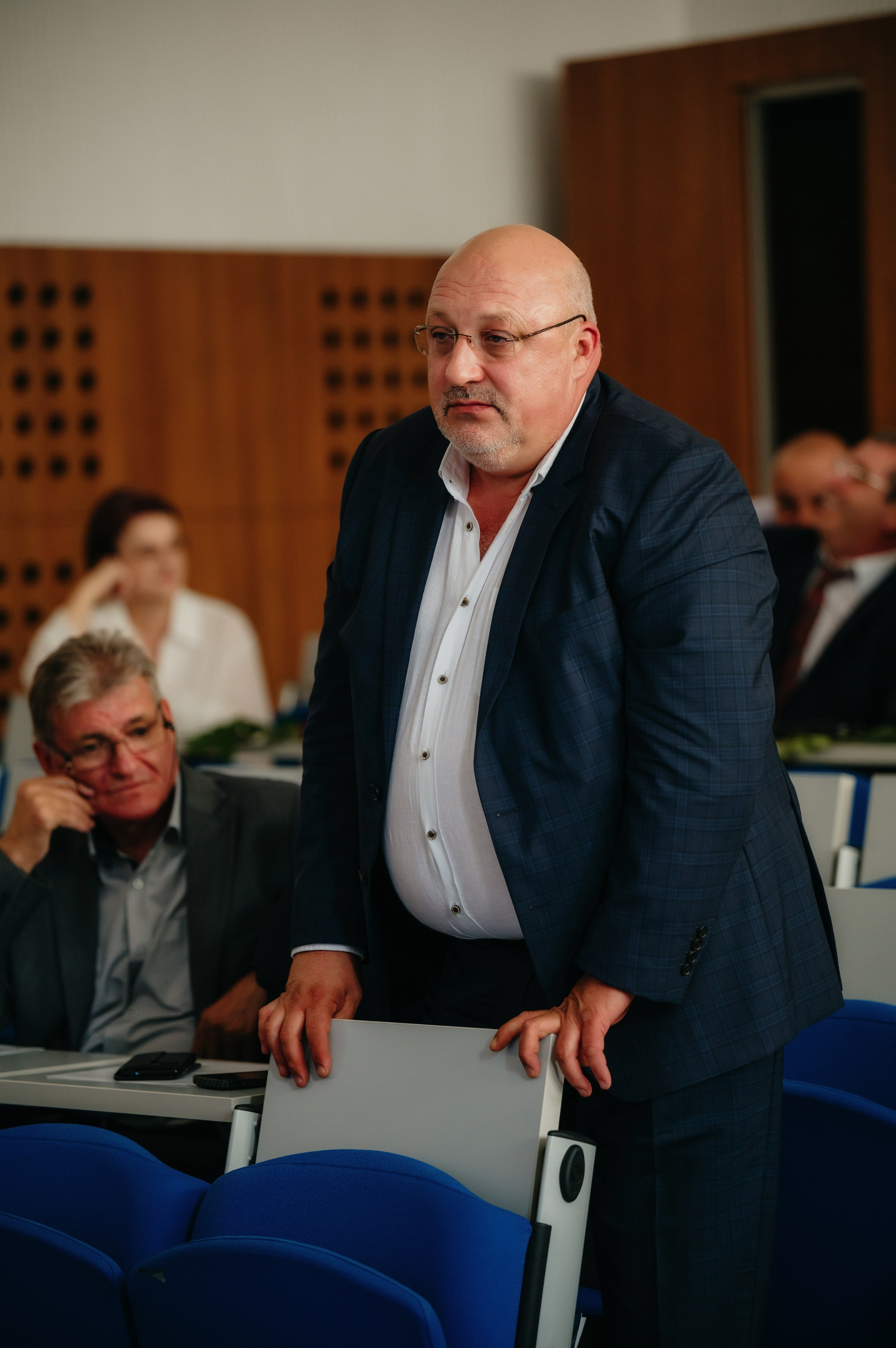 Medicina Veterinara — dupa 30 de ani…. Laurentiu Stefan StoryTeller