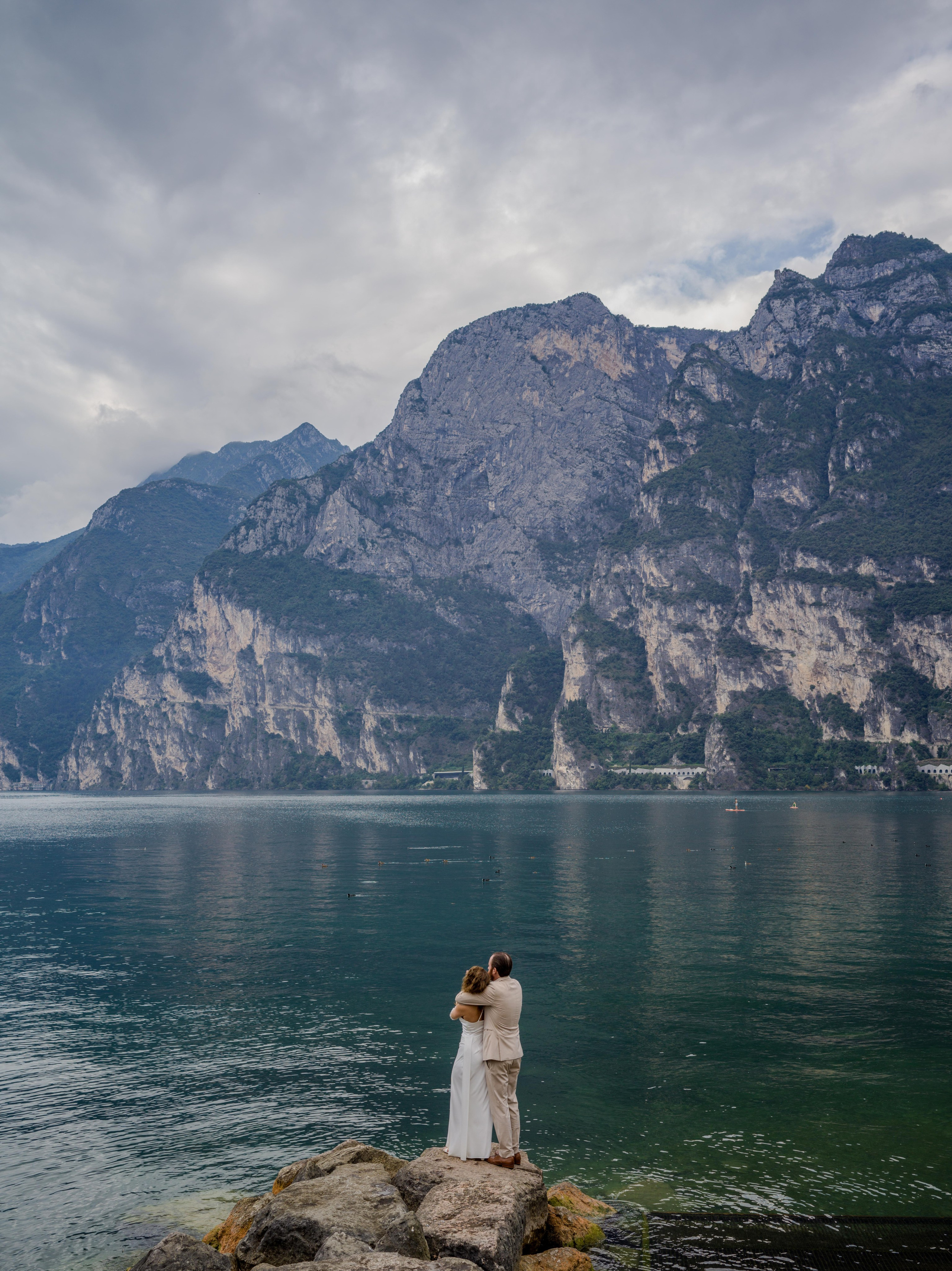 Elopement ceremony in Limone sul Garda