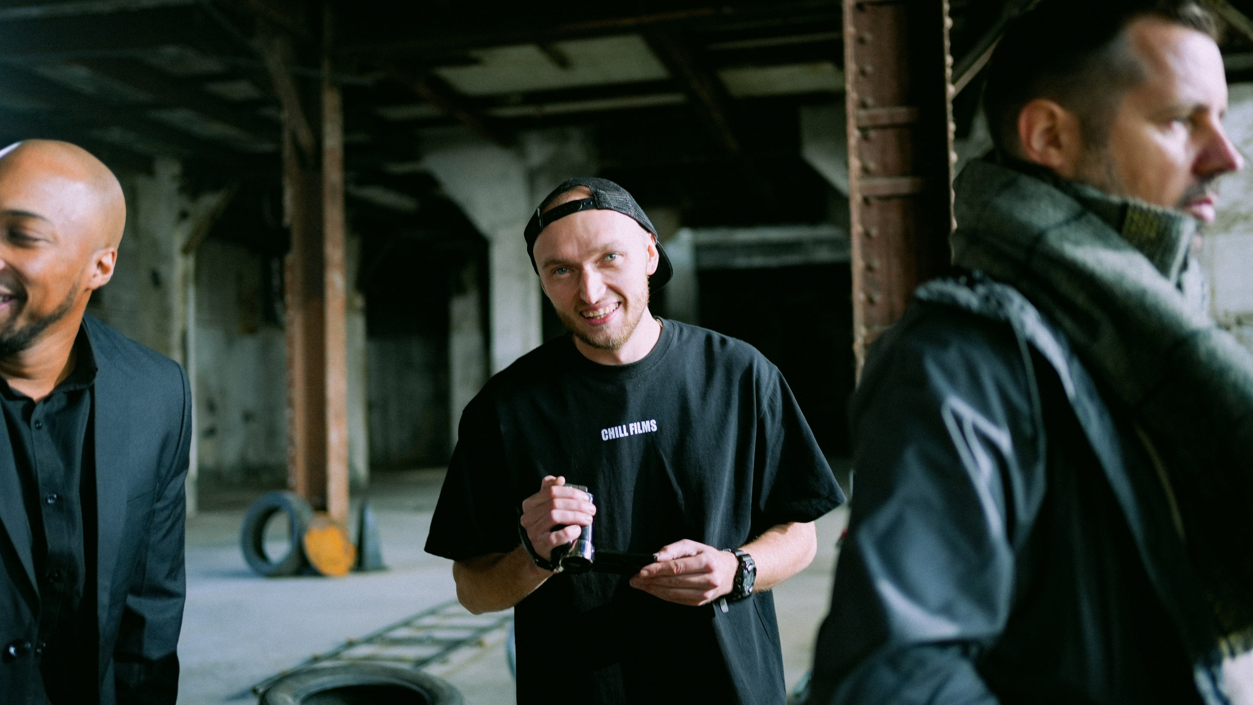 SUITS | Film Backstage. Photographer and videographer in China