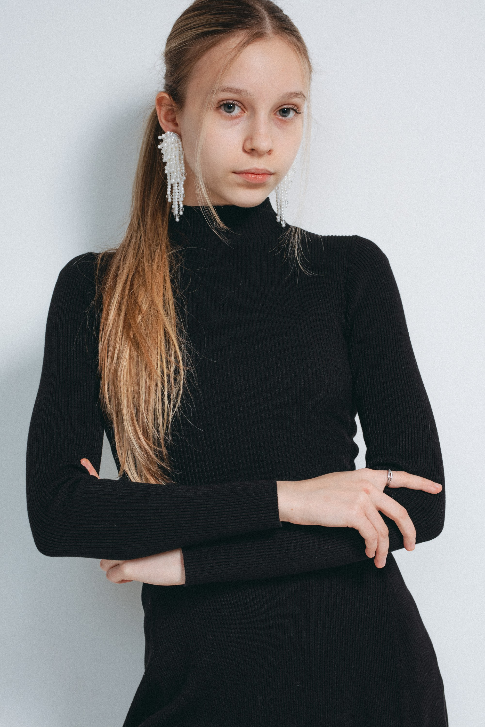 Mallikuvaus ● Lisa. Valokuvaaja Lahti, Helsinki Elena Salonen