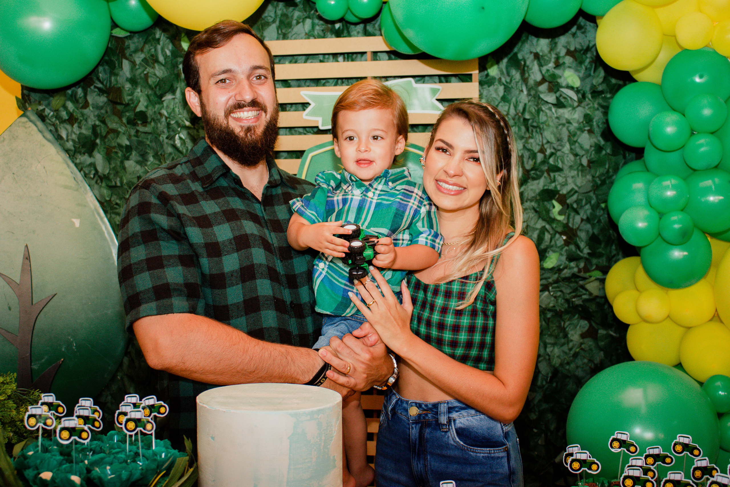 Fotografia de Aniversário Infantil em Holambra – Theo, 2 anos | Joyce Maria. Joyce Maria Fotografia | Fotógrafa em Holambra