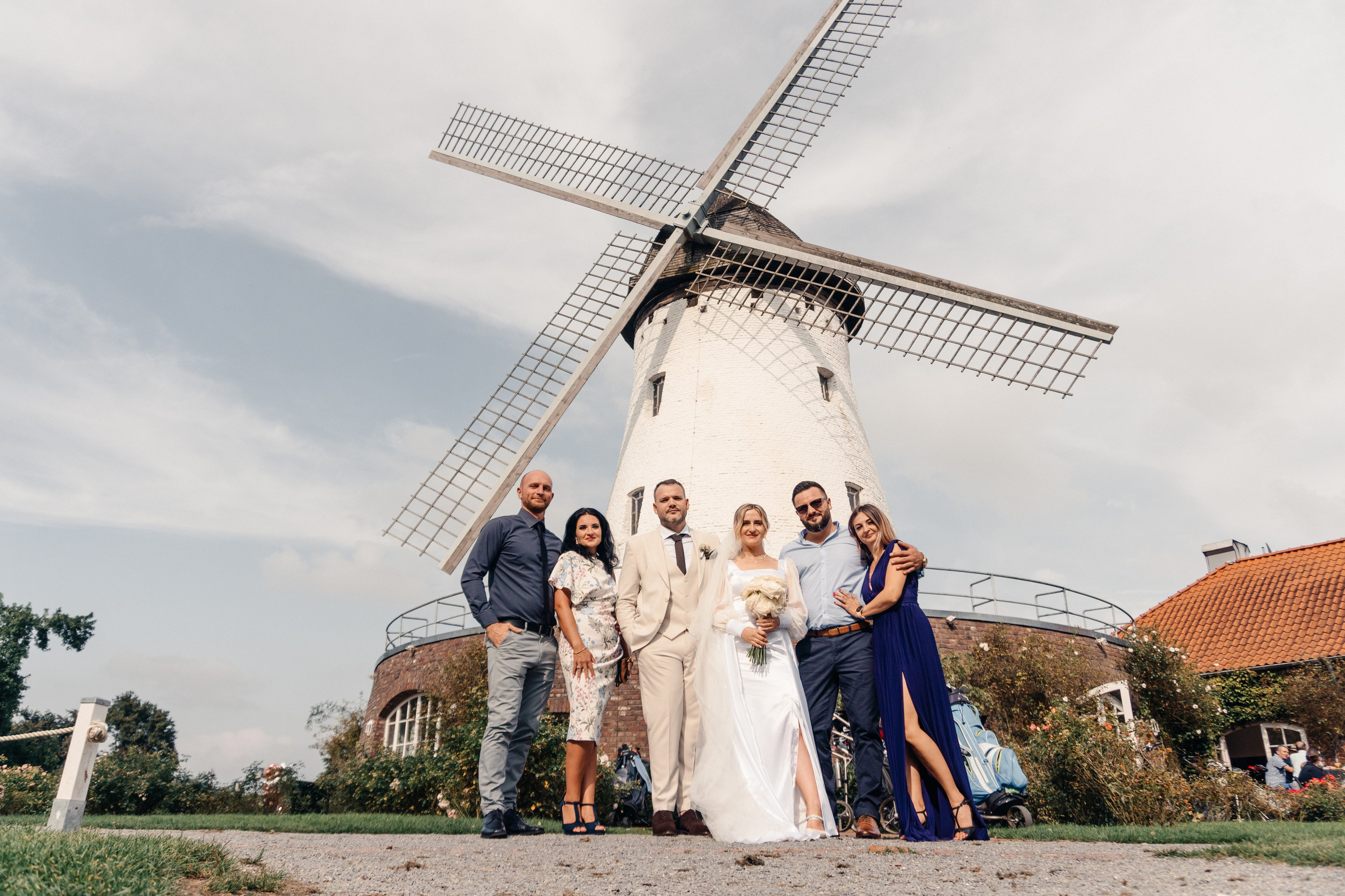 D & M im Restaurant Elfrather Mühle. Wedding Photographer Germany