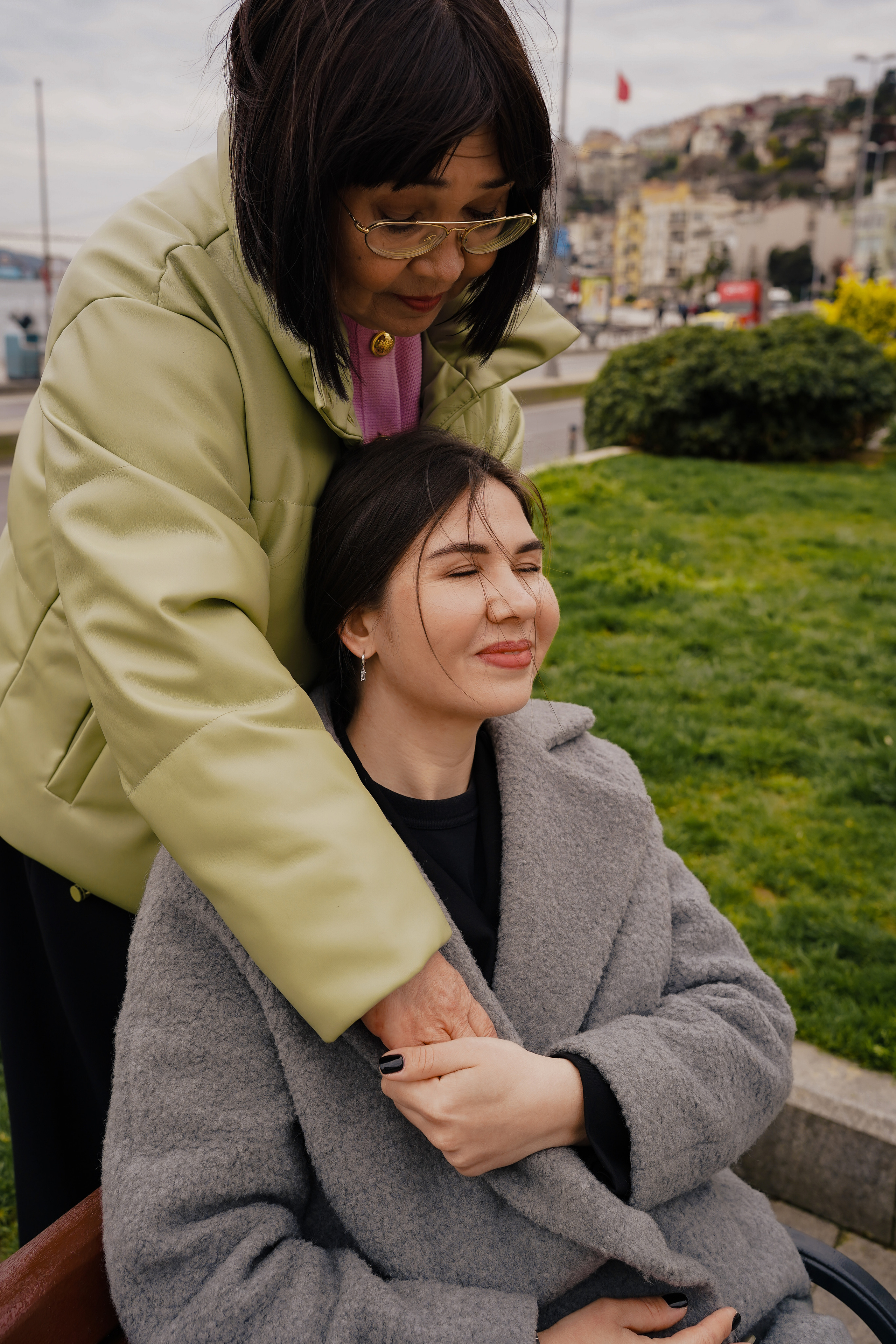 Мама с дочкой, прогулка в Арнавуткой. Фотограф Москва Ларина Юлия