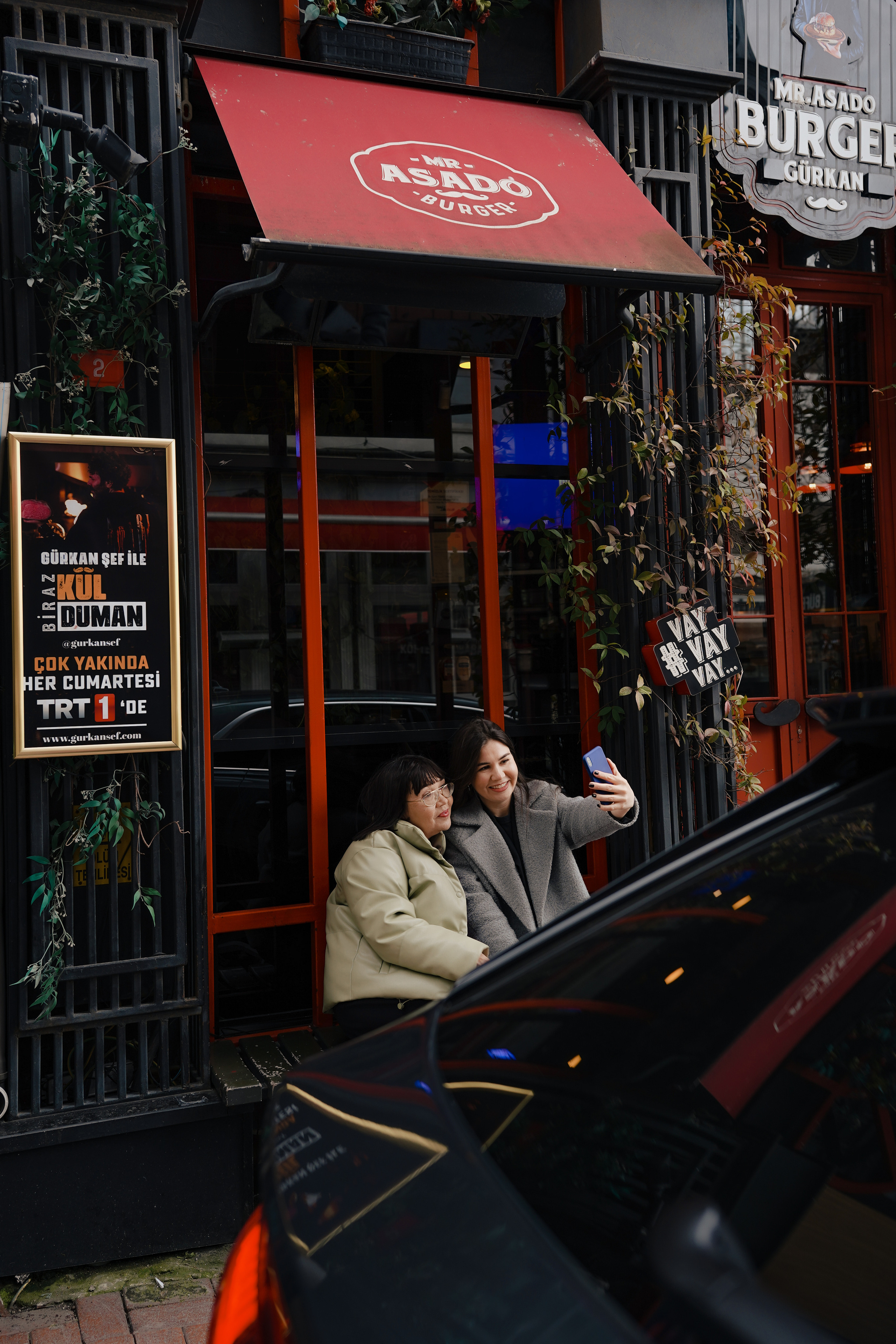 Мама с дочкой, прогулка в Арнавуткой. Фотограф Москва Ларина Юлия