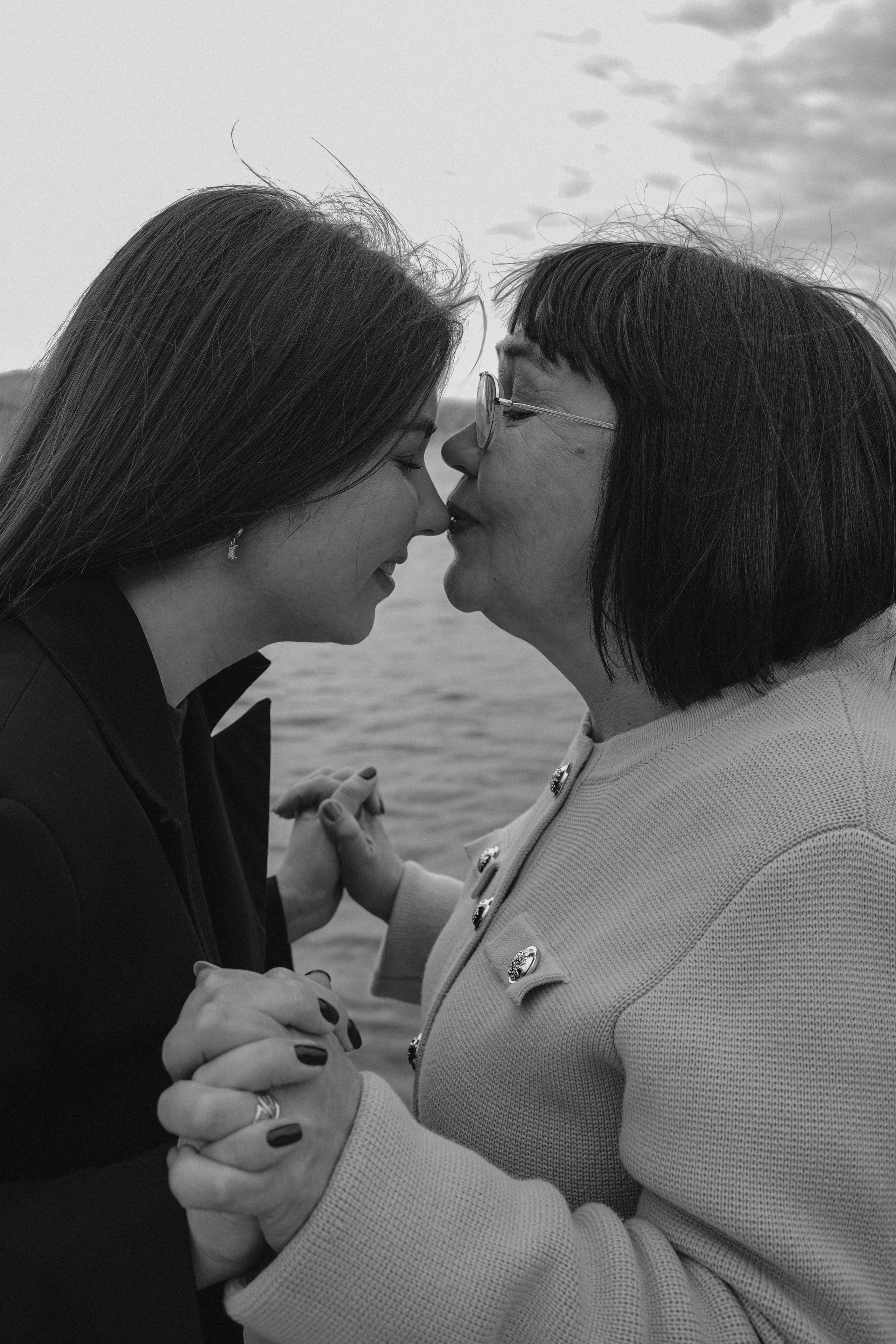 Мама с дочкой, прогулка в Арнавуткой. Фотограф Москва Ларина Юлия