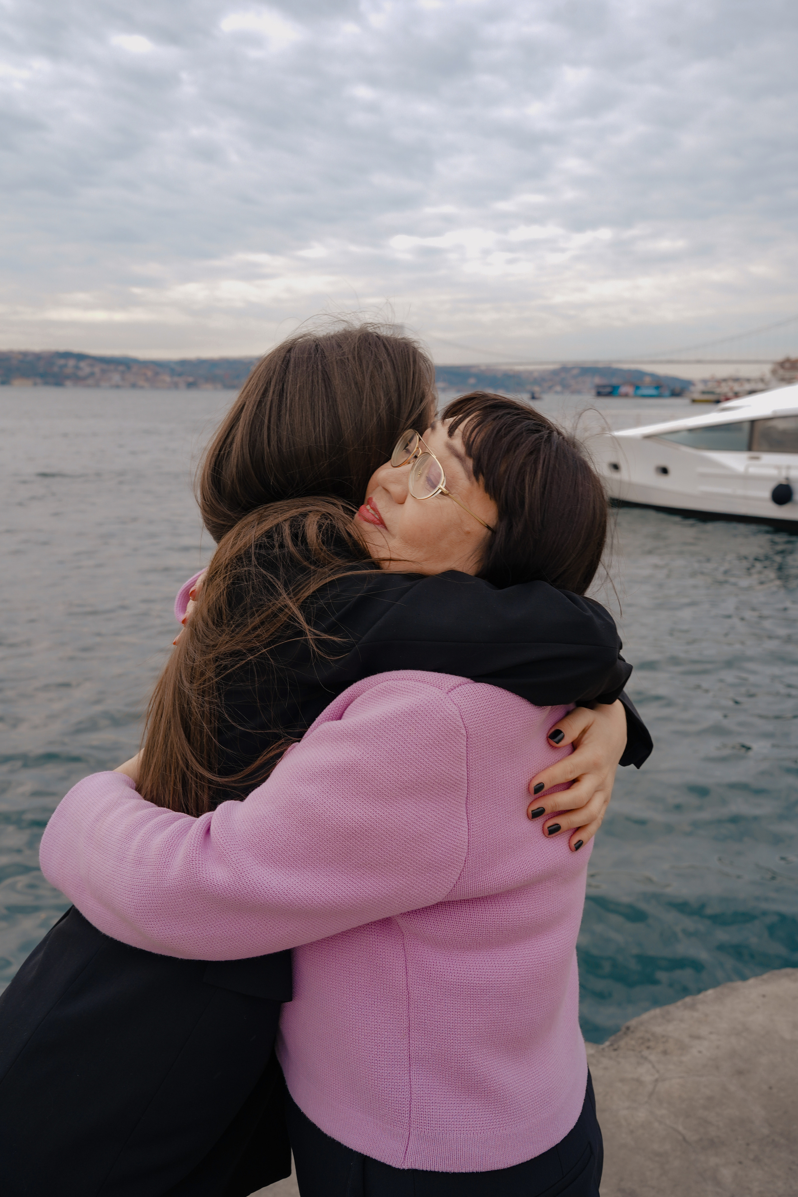 Мама с дочкой, прогулка в Арнавуткой. Фотограф Москва Ларина Юлия