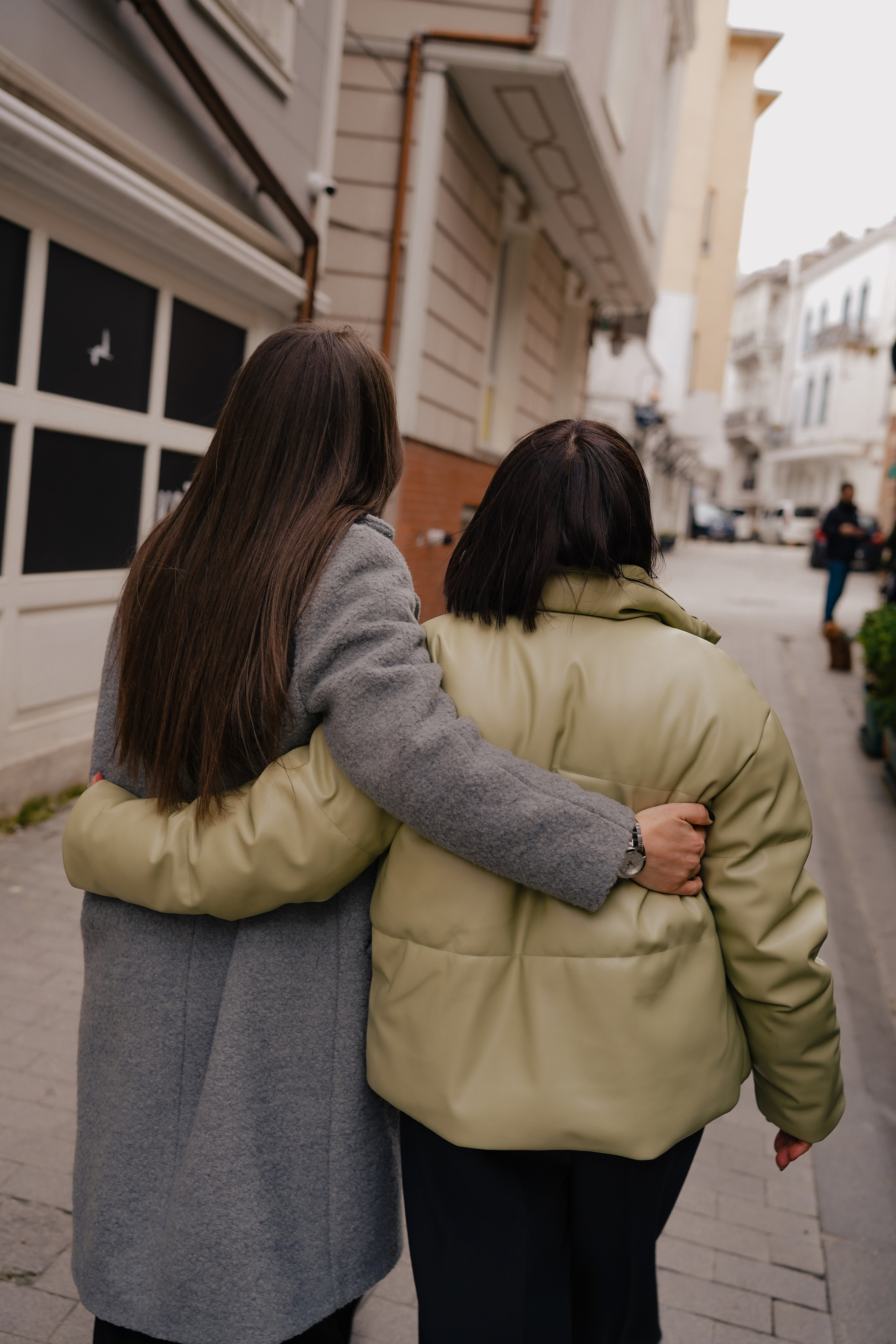 Мама с дочкой, прогулка в Арнавуткой. Фотограф Москва Ларина Юлия