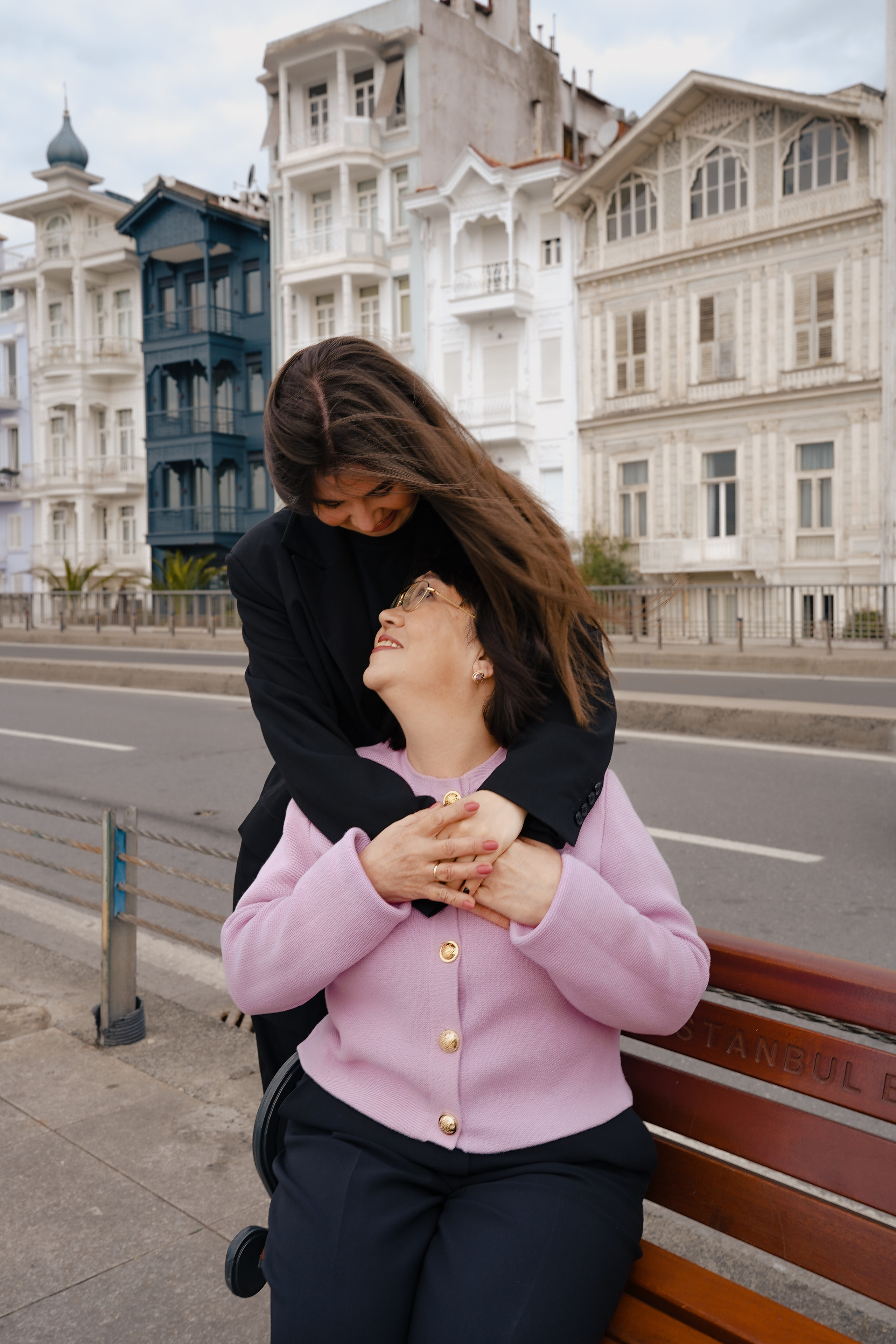 Мама с дочкой, прогулка в Арнавуткой. Фотограф Москва Ларина Юлия