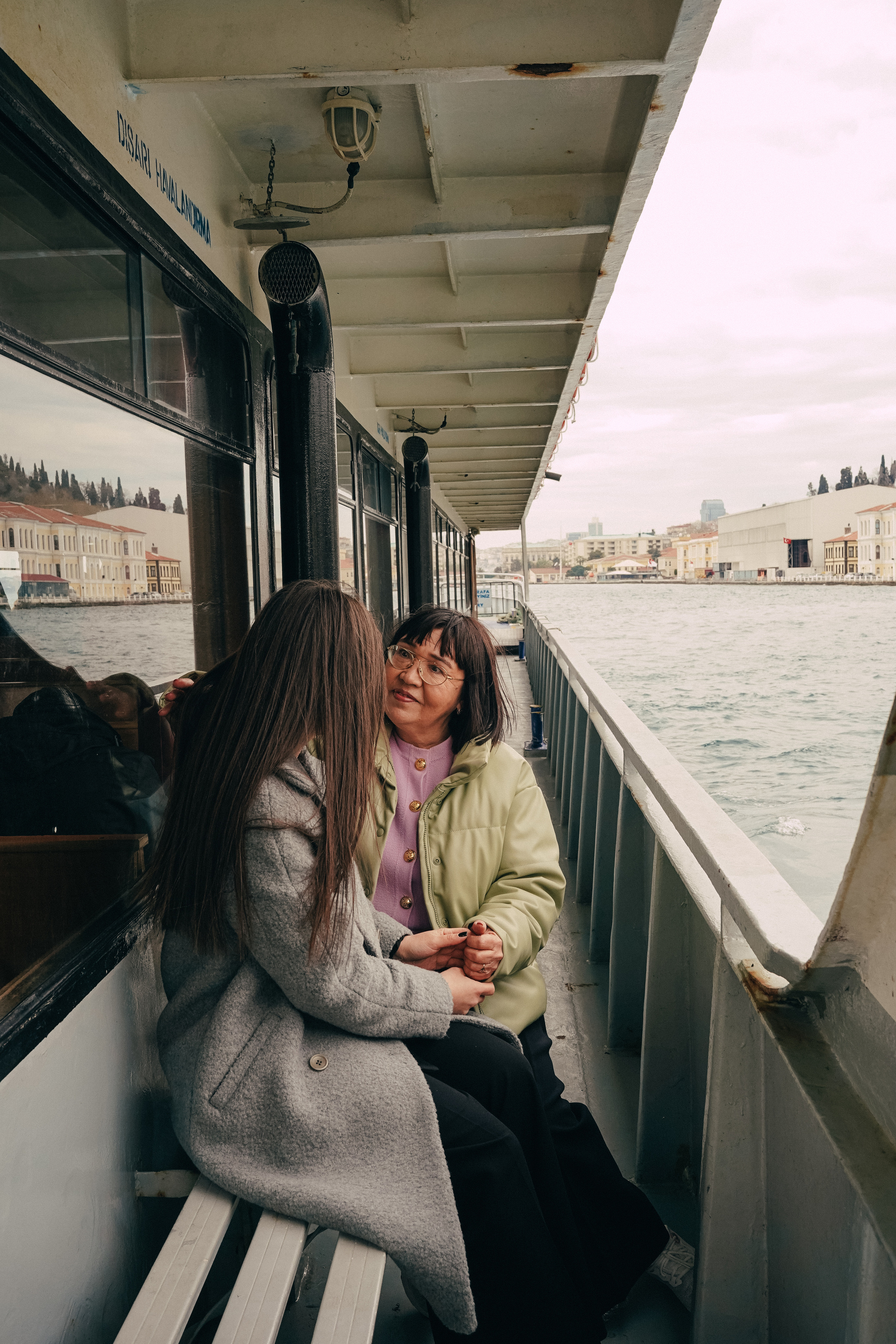 Мама с дочкой, прогулка в Арнавуткой. Фотограф Москва Ларина Юлия
