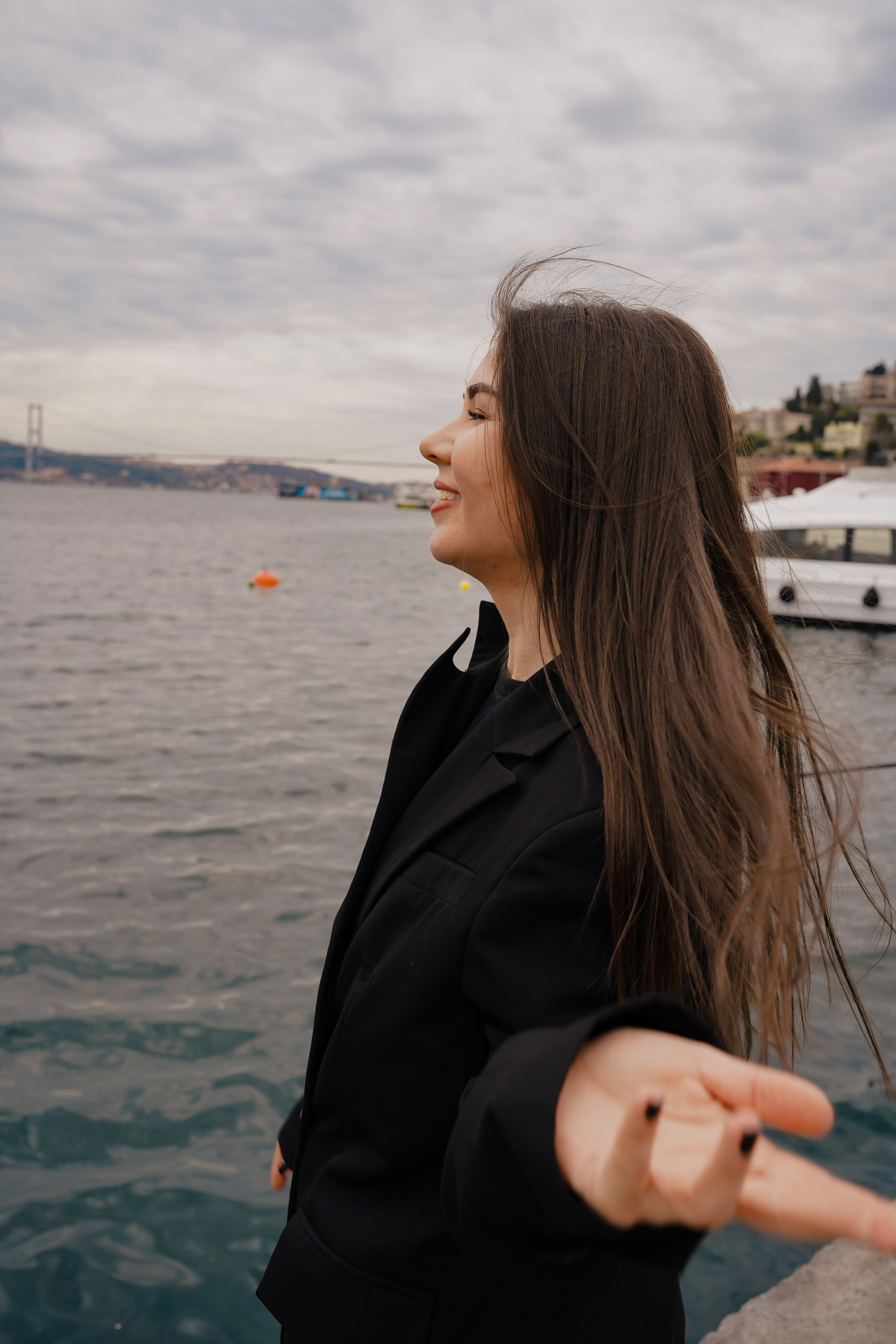 Мама с дочкой, прогулка в Арнавуткой. Фотограф Москва Ларина Юлия