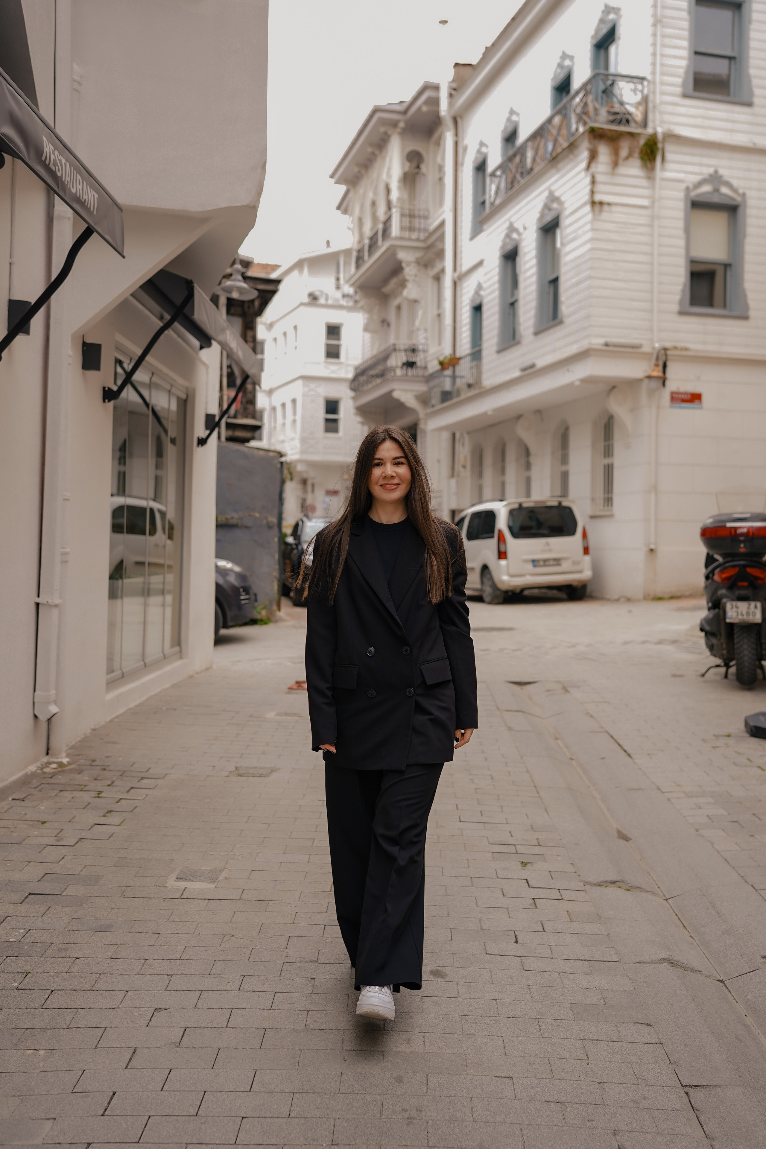 Мама с дочкой, прогулка в Арнавуткой. Фотограф Москва Ларина Юлия