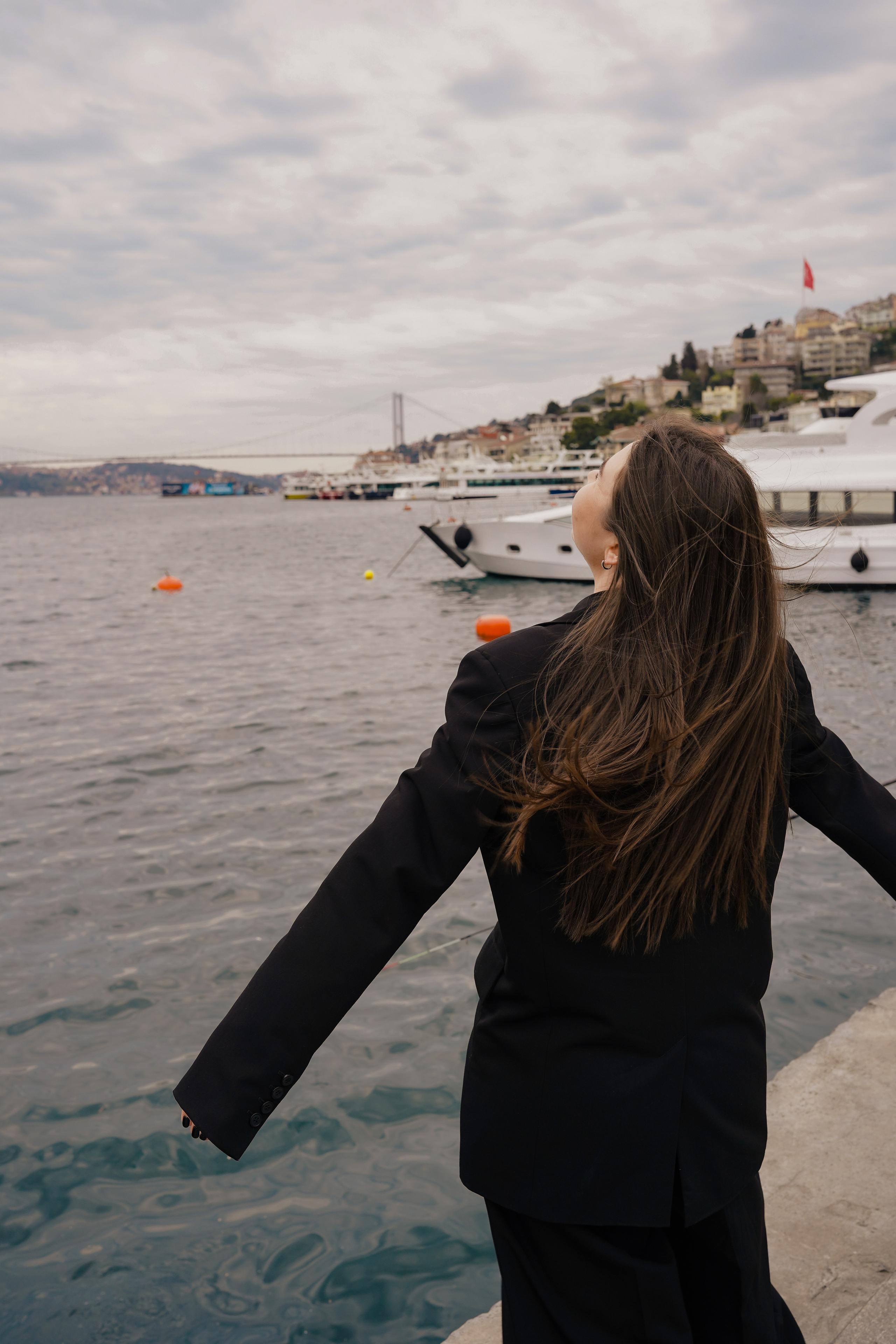 Мама с дочкой, прогулка в Арнавуткой. Фотограф Москва Ларина Юлия