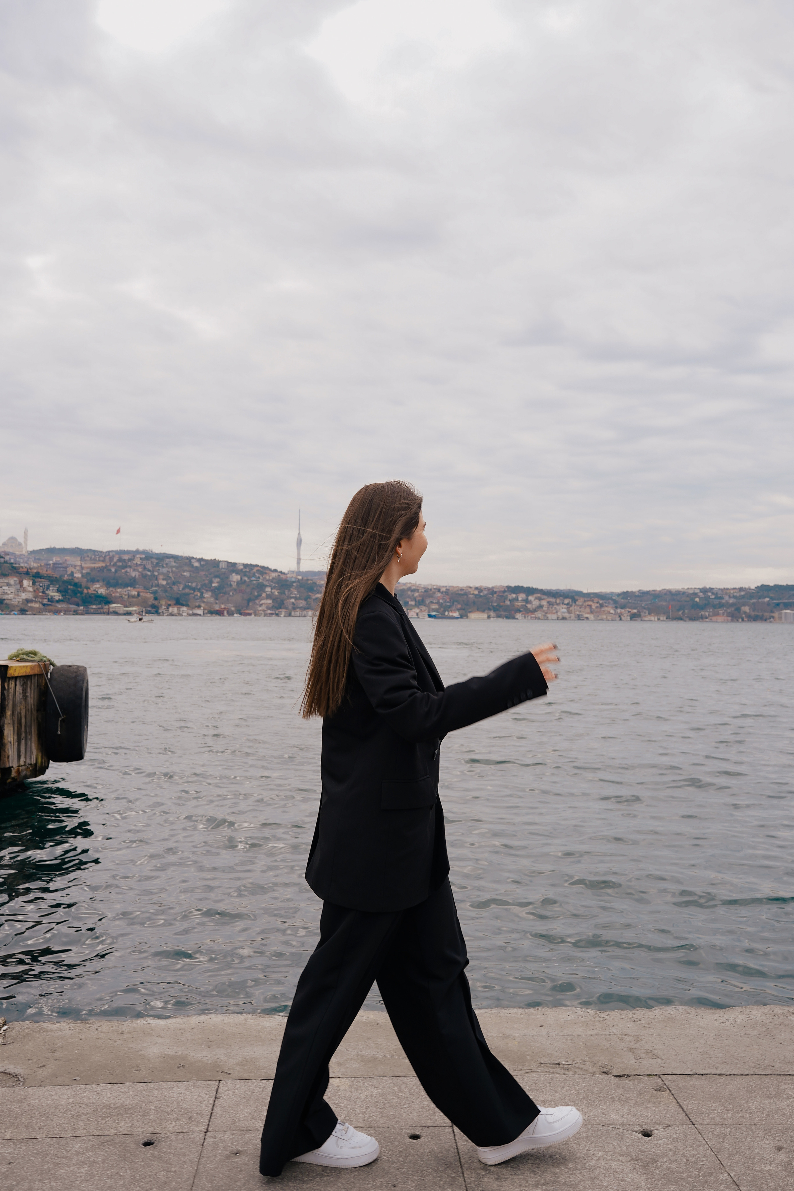 Мама с дочкой, прогулка в Арнавуткой. Фотограф Москва Ларина Юлия