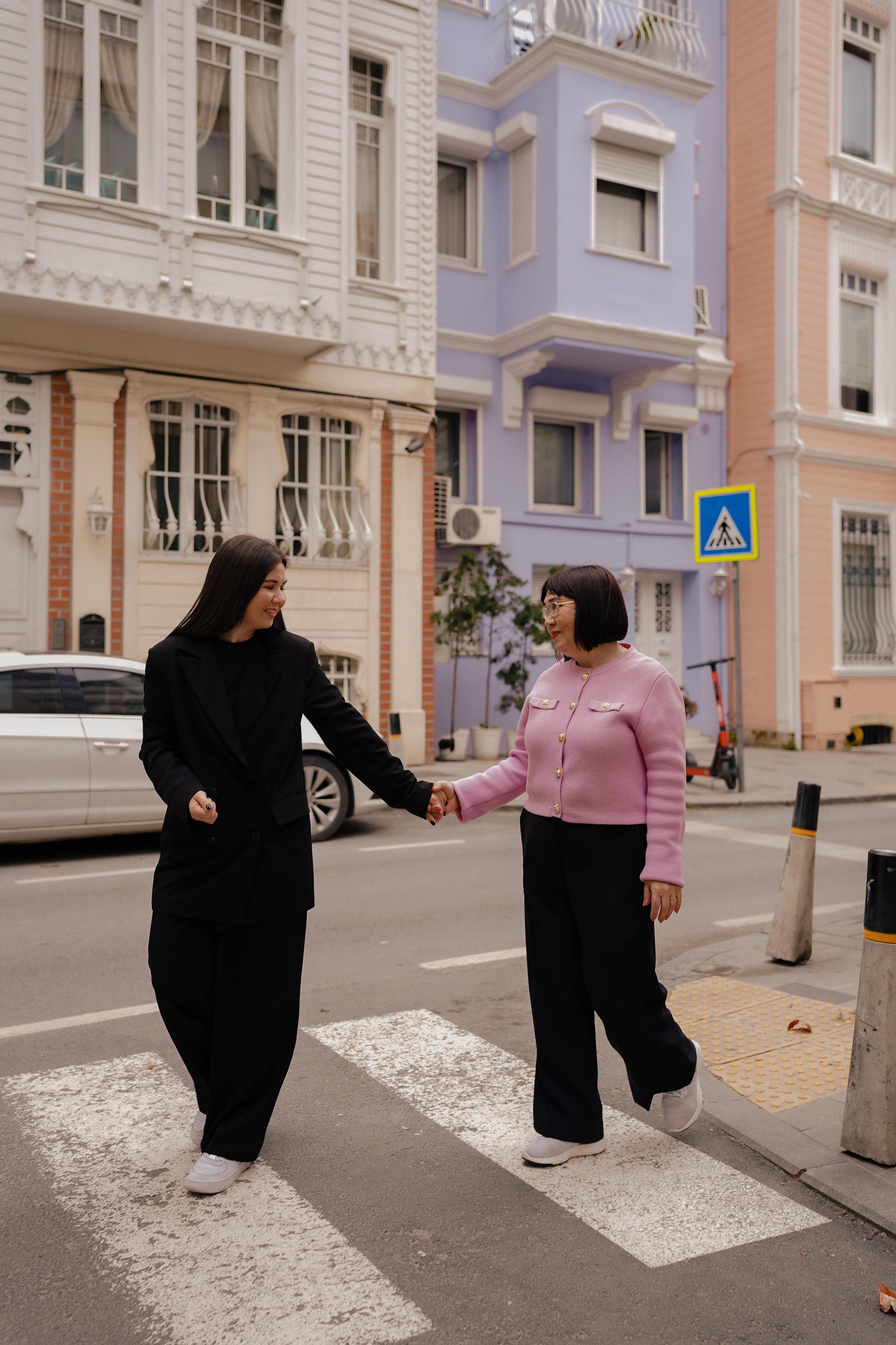 Мама с дочкой, прогулка в Арнавуткой. Фотограф Москва Ларина Юлия