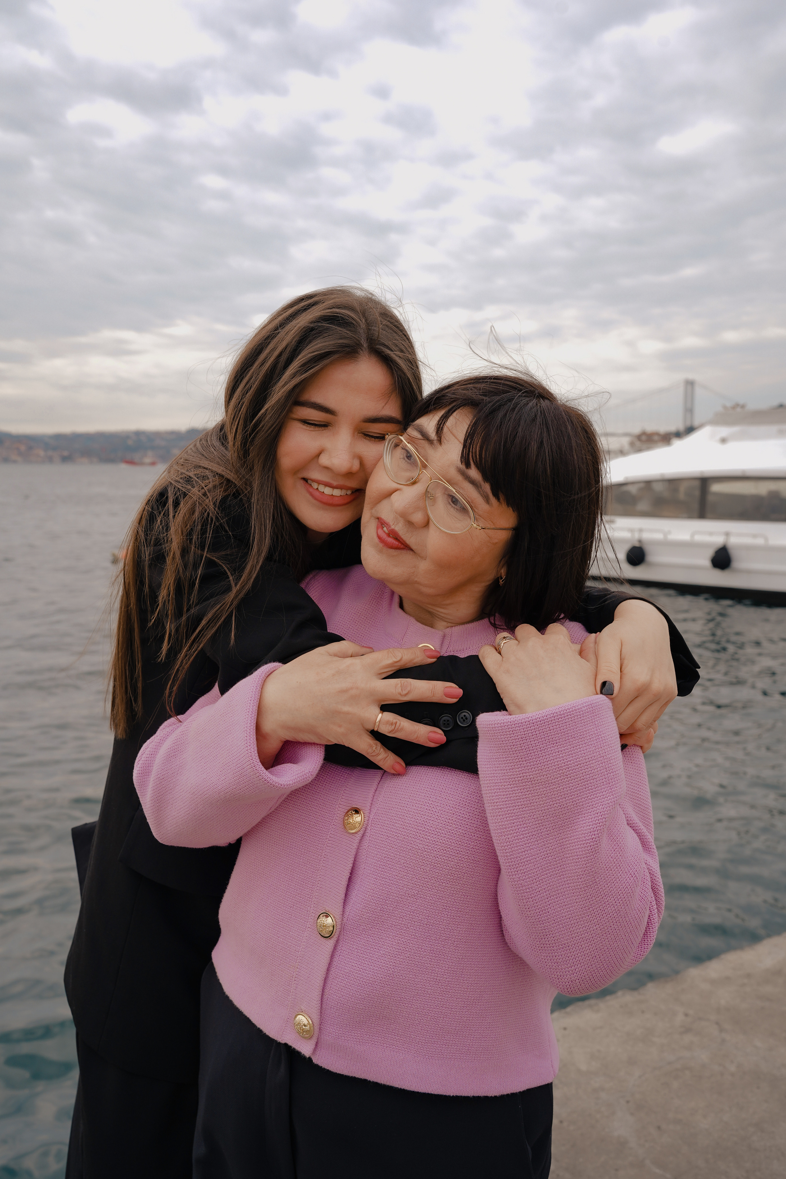 Мама с дочкой, прогулка в Арнавуткой. Фотограф Москва Ларина Юлия