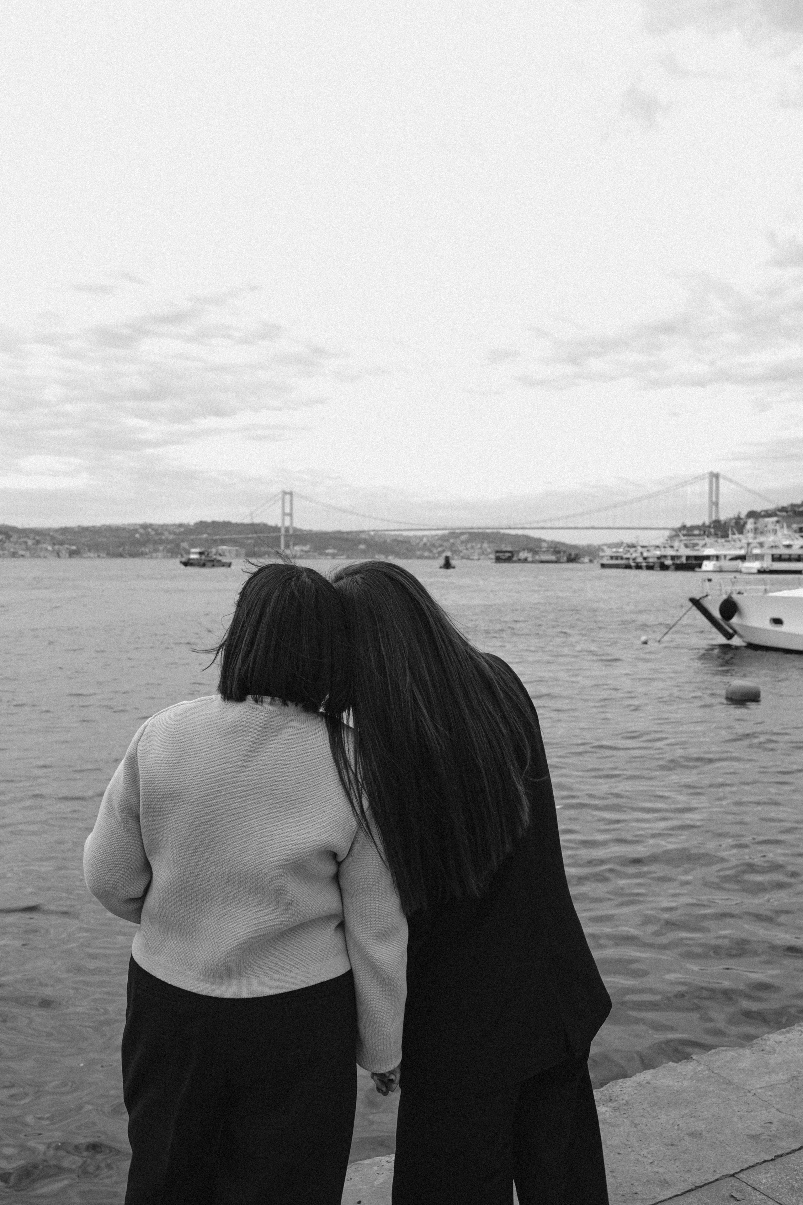 Мама с дочкой, прогулка в Арнавуткой. Фотограф Москва Ларина Юлия