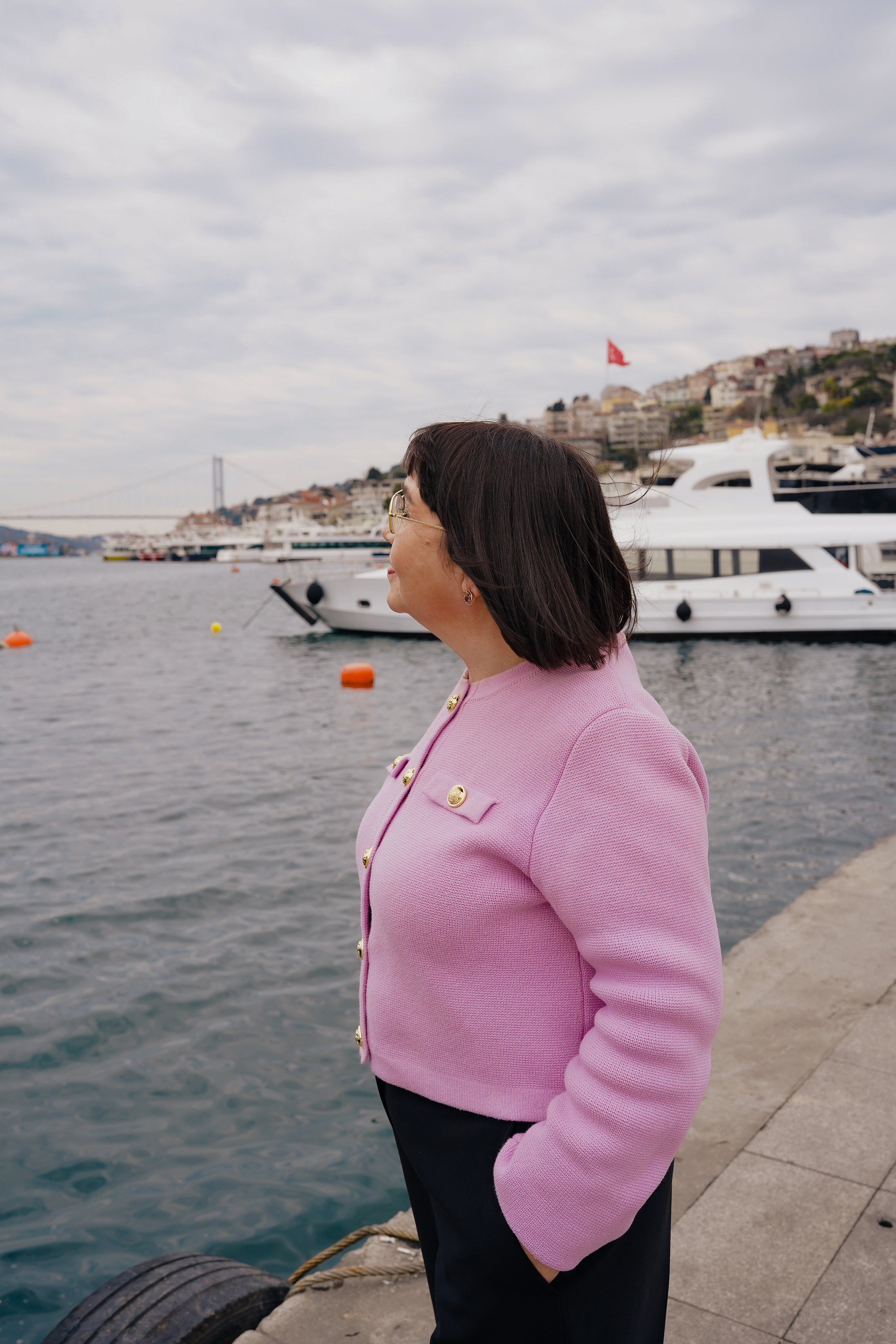 Мама с дочкой, прогулка в Арнавуткой. Фотограф Москва Ларина Юлия