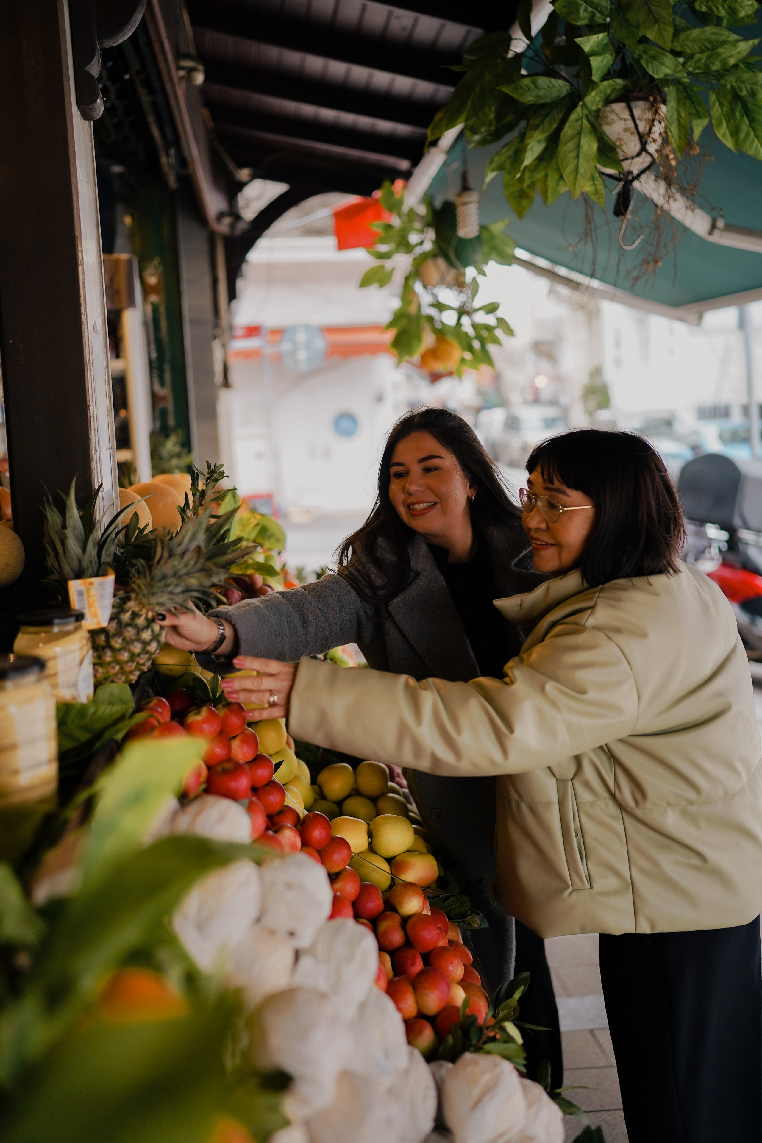 Мама с дочкой, прогулка в Арнавуткой. Фотограф Москва Ларина Юлия