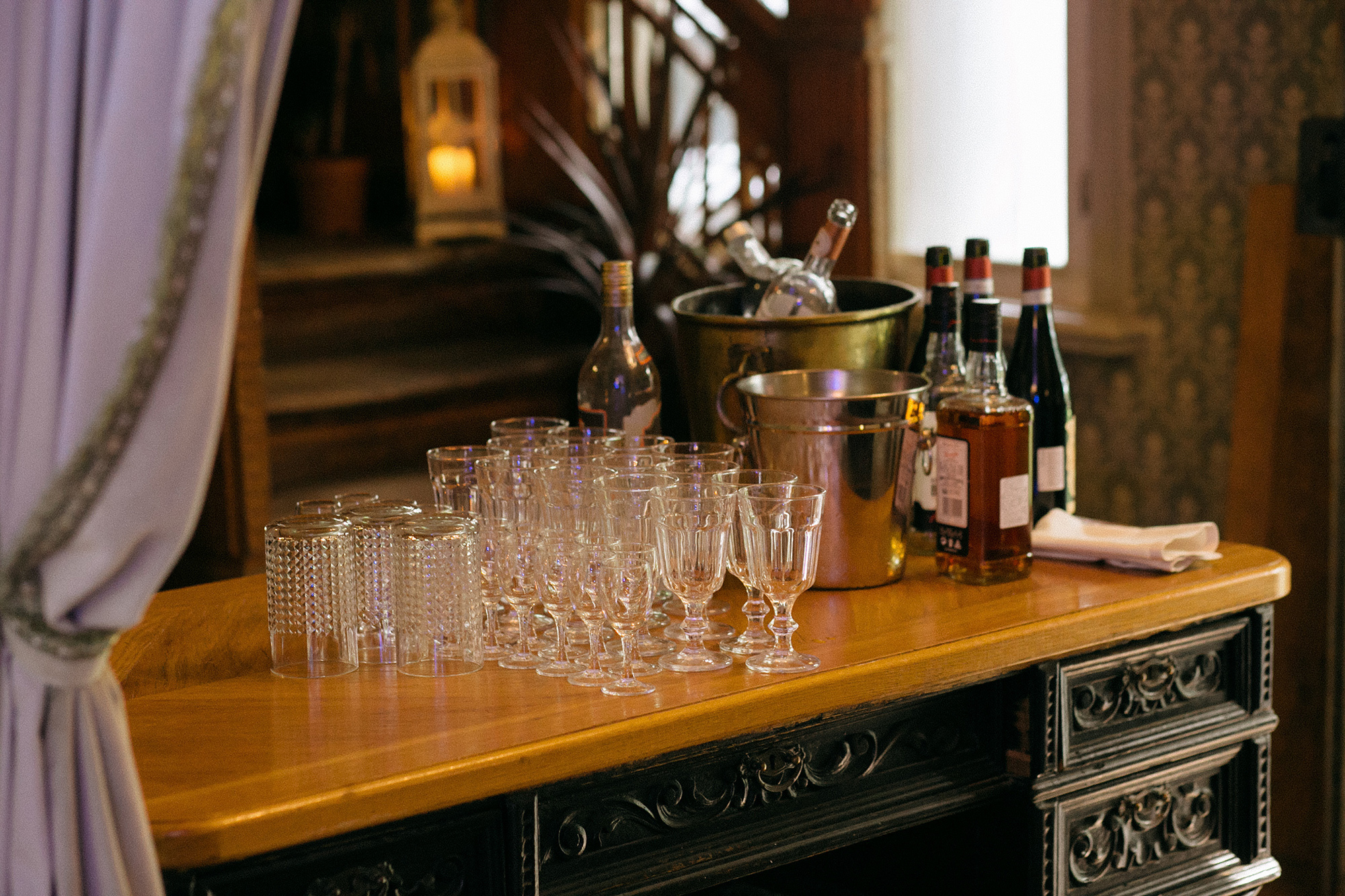 Soulful wedding in an old Ramava manor K + D. Wedding, portrait & event photographer in Riga, Latvia