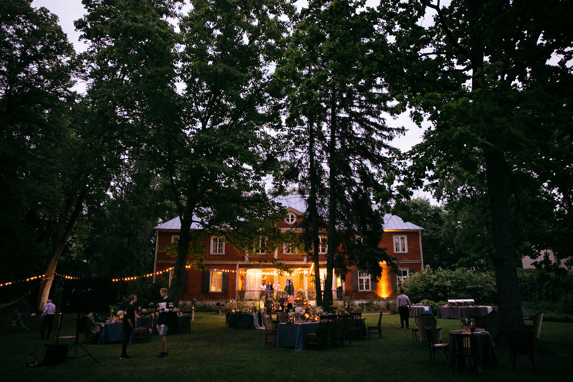 Soulful wedding in an old Ramava manor K + D. Wedding, portrait & event photographer in Riga, Latvia