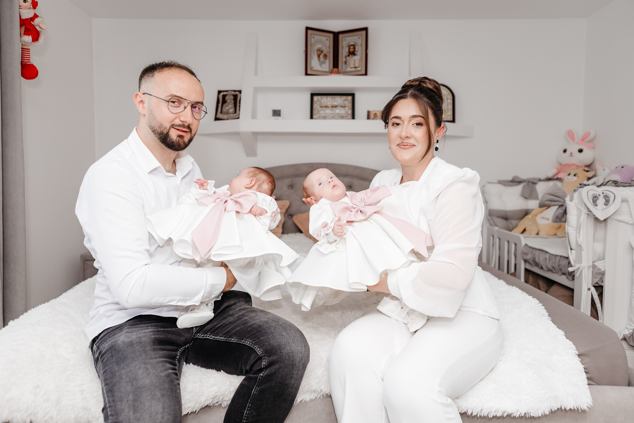 Carla & Ilinca. FotoACTIV.ro - Imaginea ta contează