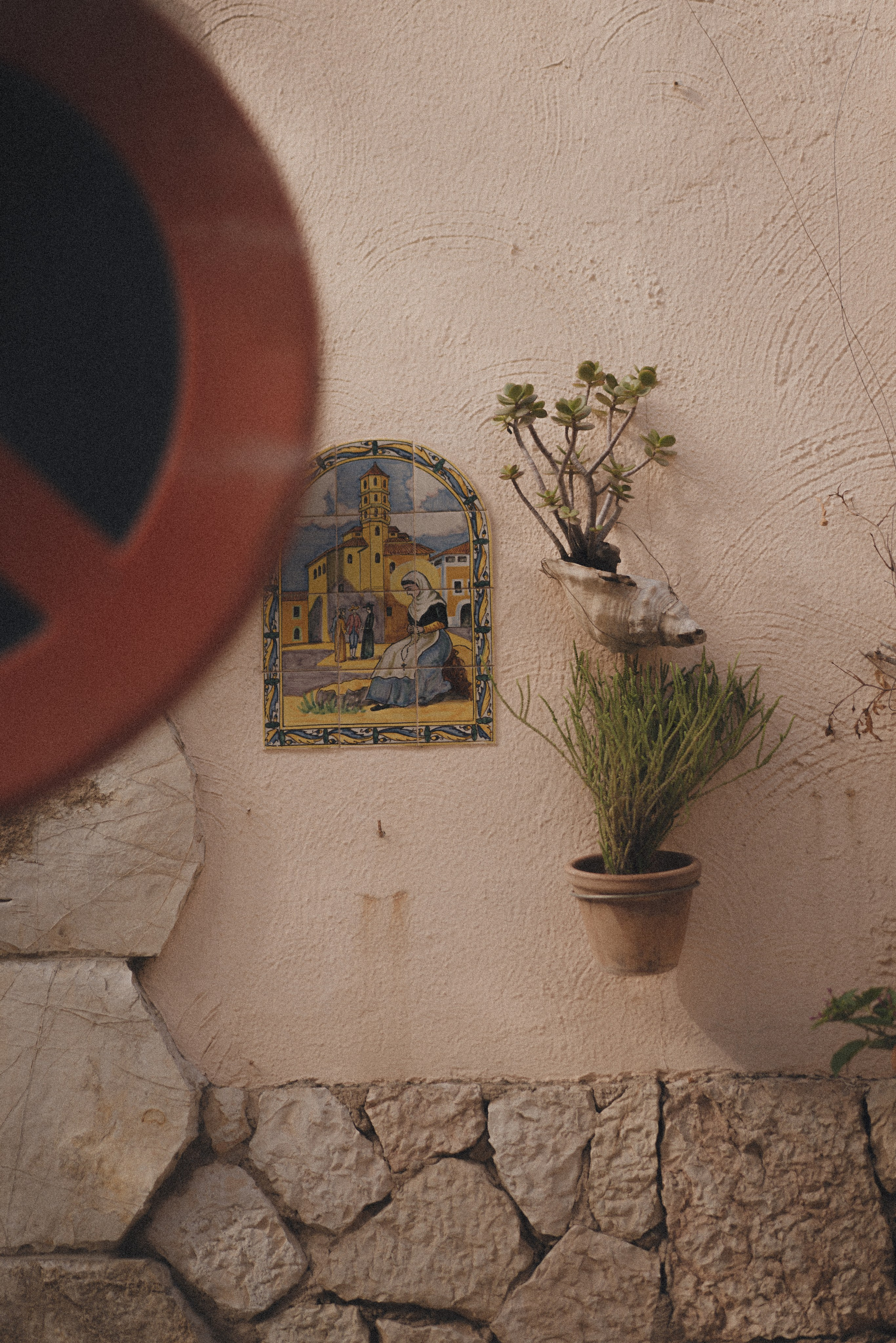 Travel. Portrait, lookbook and family photographer in Riga, LATVIA