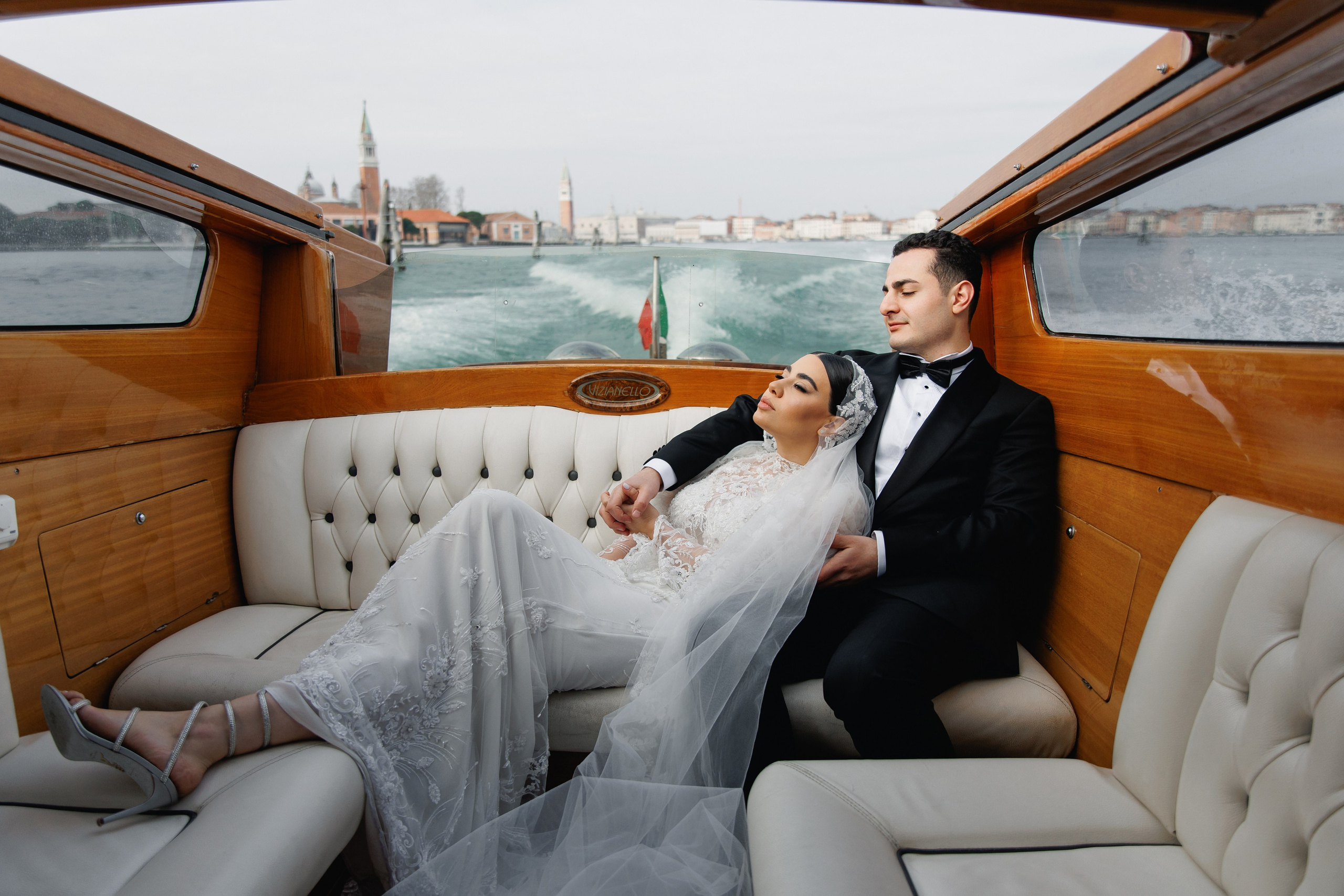 Wedding photographer Italy Rome, Tuscany, Lake Como, Sicily, Puglia. Wedding Photographer Rome Tuscany Como Sicily Puglia Amalfy Italy- Oksana Savenchuk