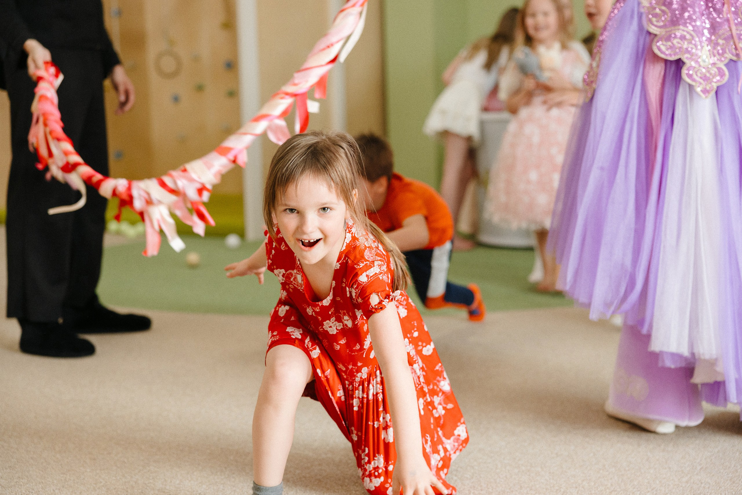 Праздничная фотосессия 6-летия — LaBubu, любимые герои и стильная детская атмосфера. Евгений Тимофеев | Свадебный и контент-фотограф и видеограф в Риге
