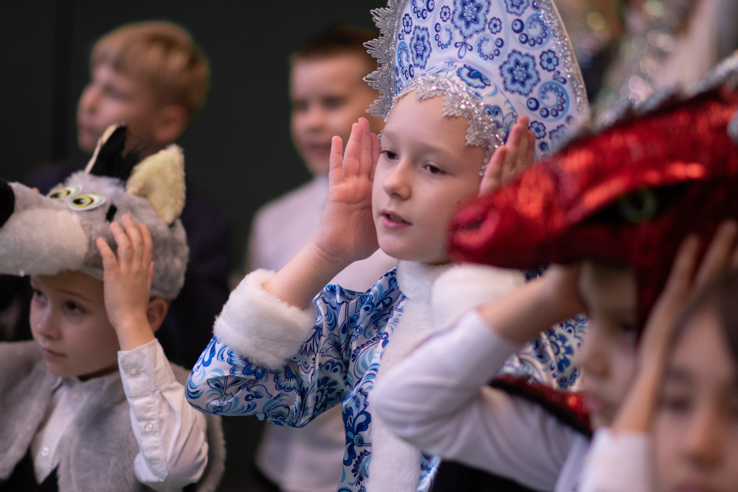 Новогодний хоровод. Семейный и детский фотограф