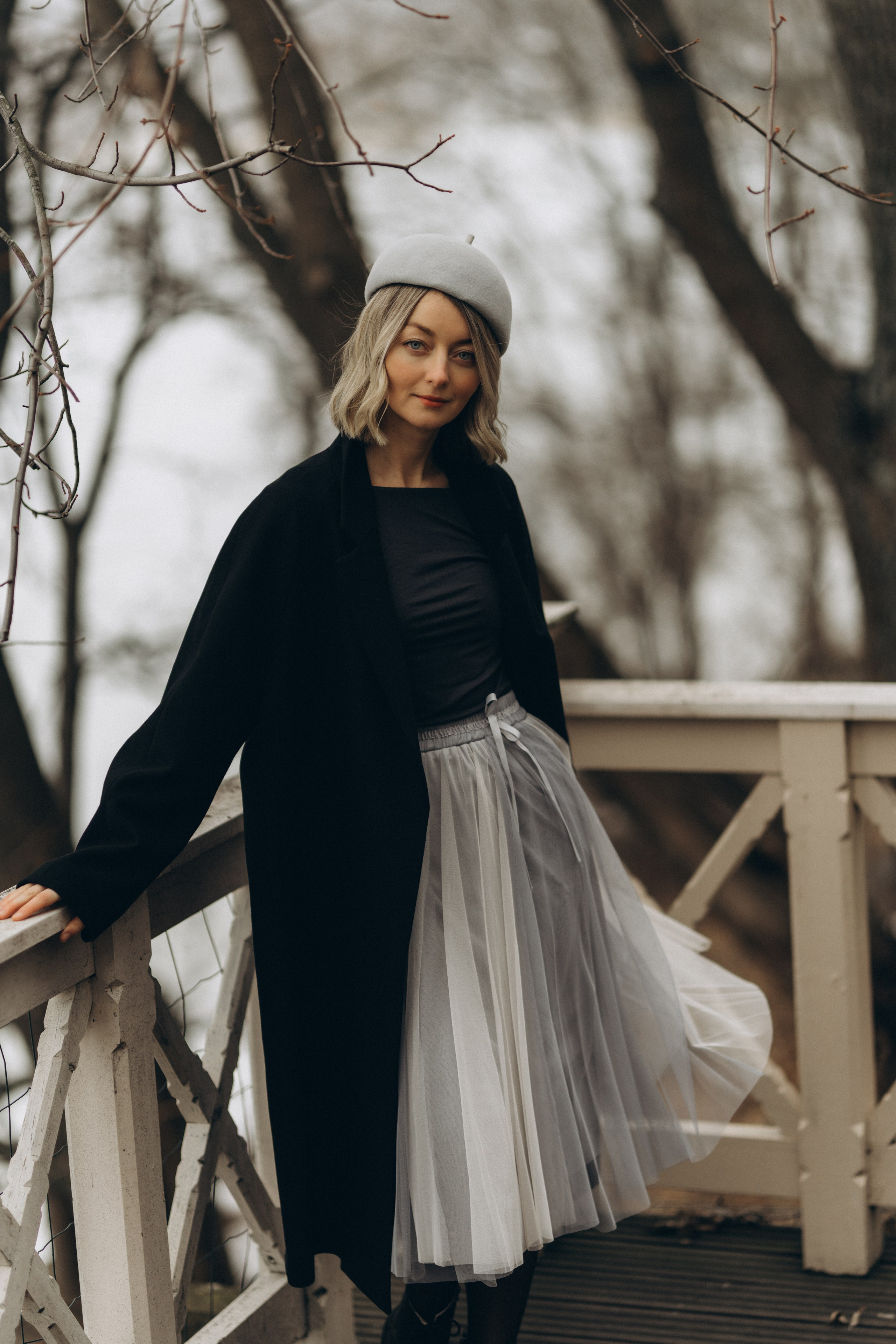 Woman phoshoot. Wedding and potrait photographer in Helsinki Vickan O