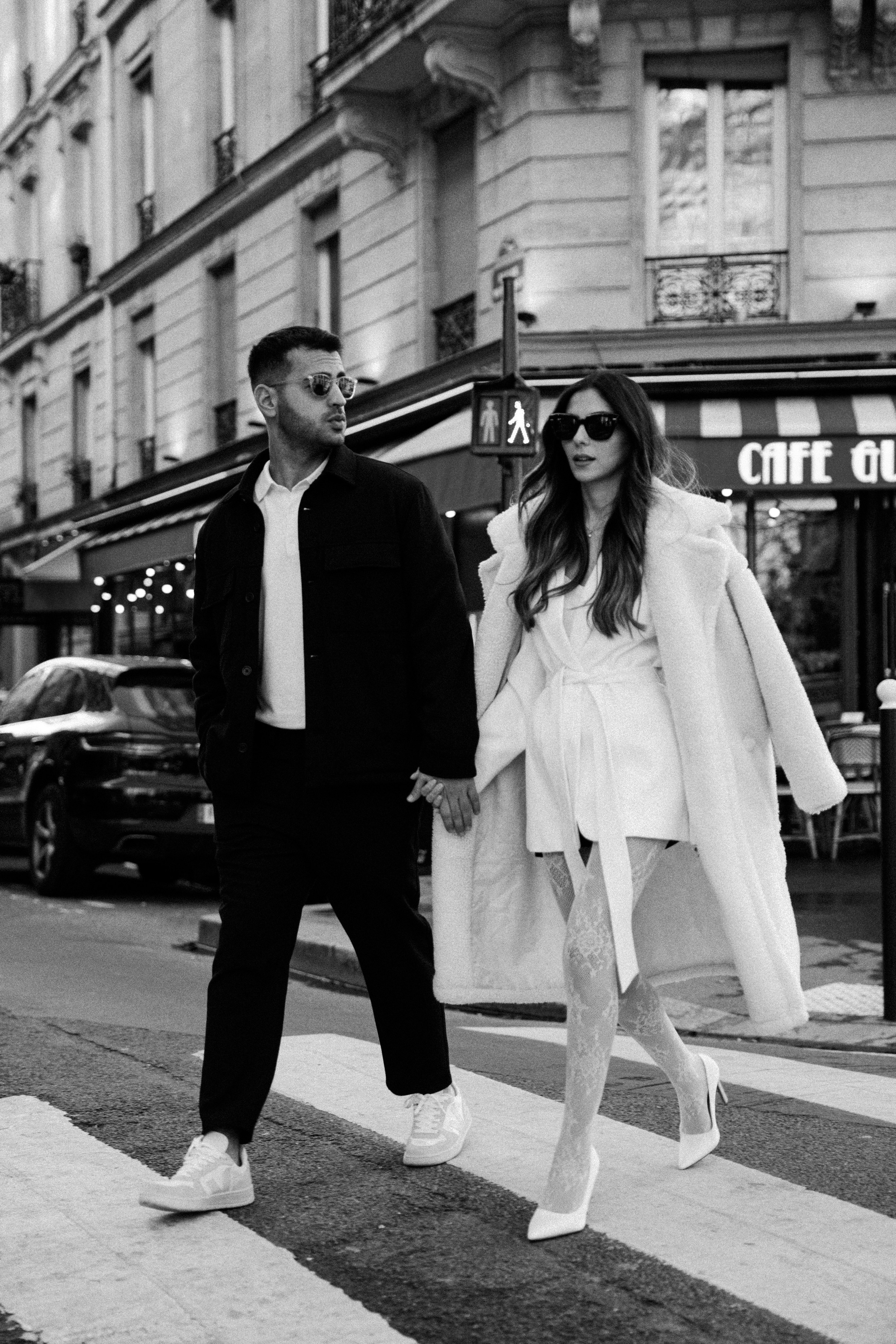Pre-Wedding Couple Photo Walk in Paris | Engagement Photography. Paris Wedding Photographer