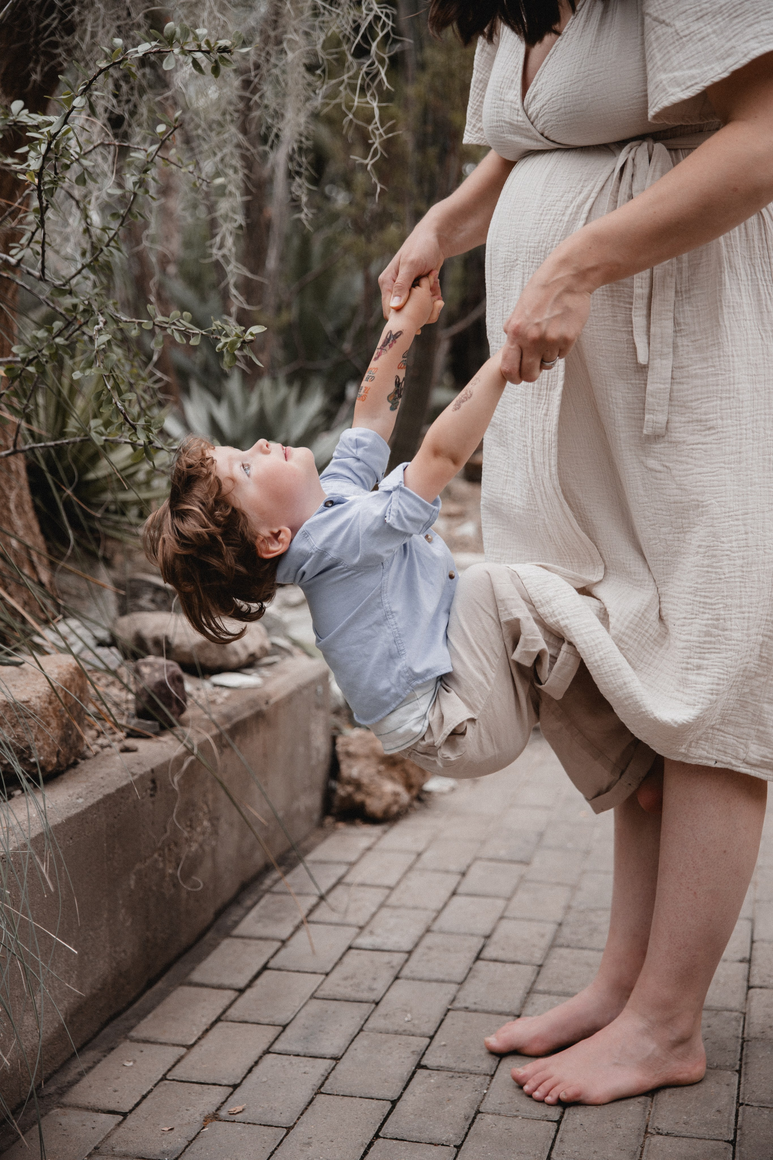 Babybauch Shooting im Botanischen Garten Bochum | Reiche Fotografie. Hochzeitsfotografin Bochum | Halyna Reiche Fotografie NRW