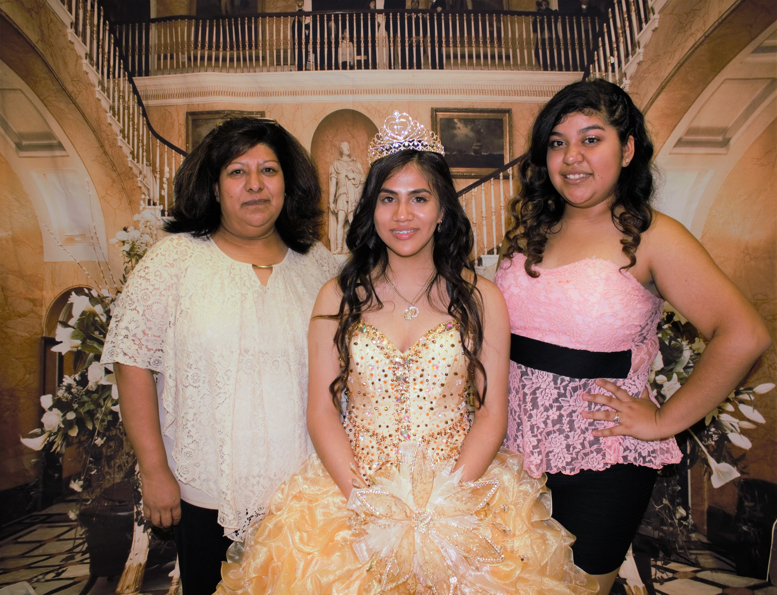 Guadalupe Carmona. Moriah Productions