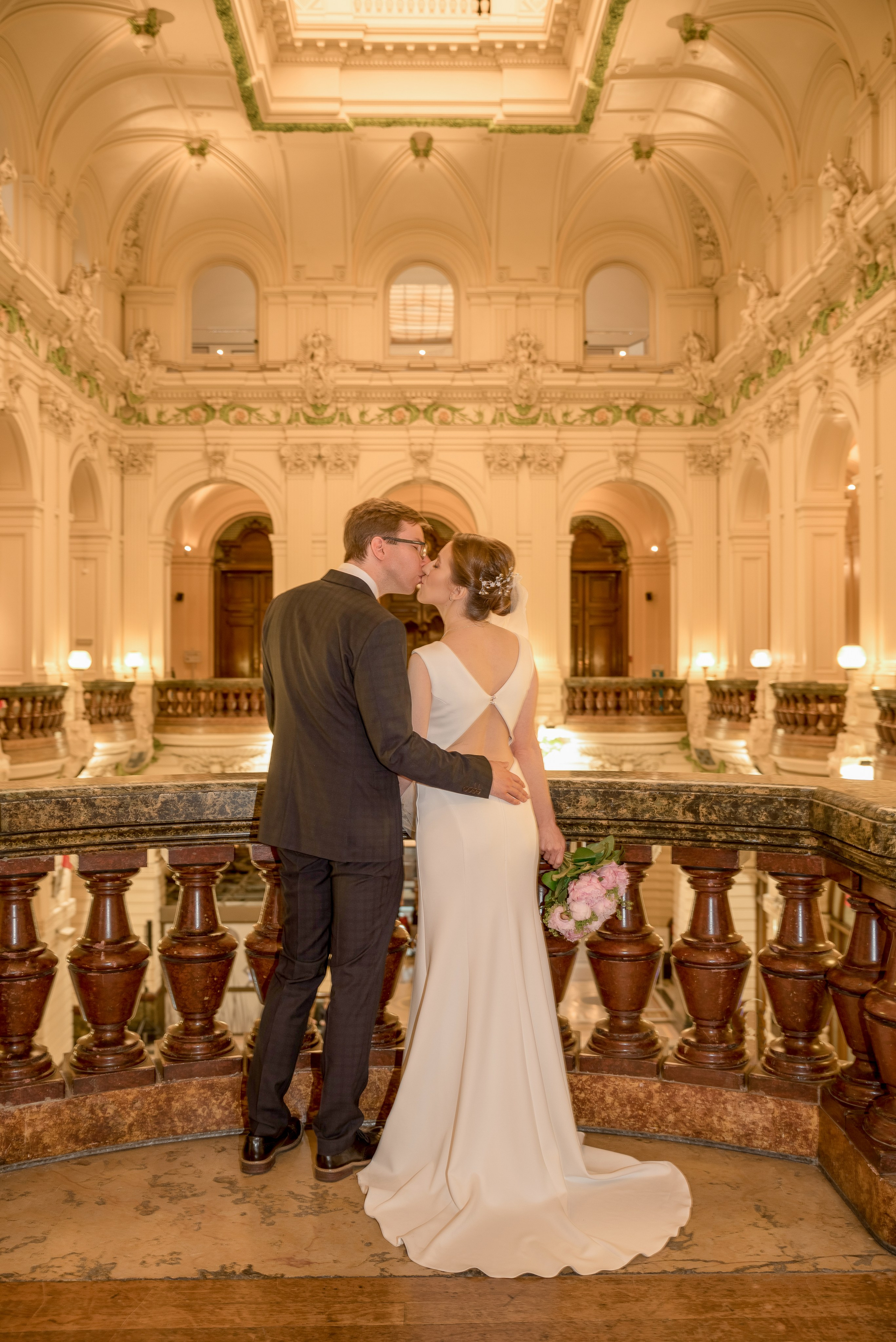 Photos de mariage avec la Tour Eiffel en arrière-plan
