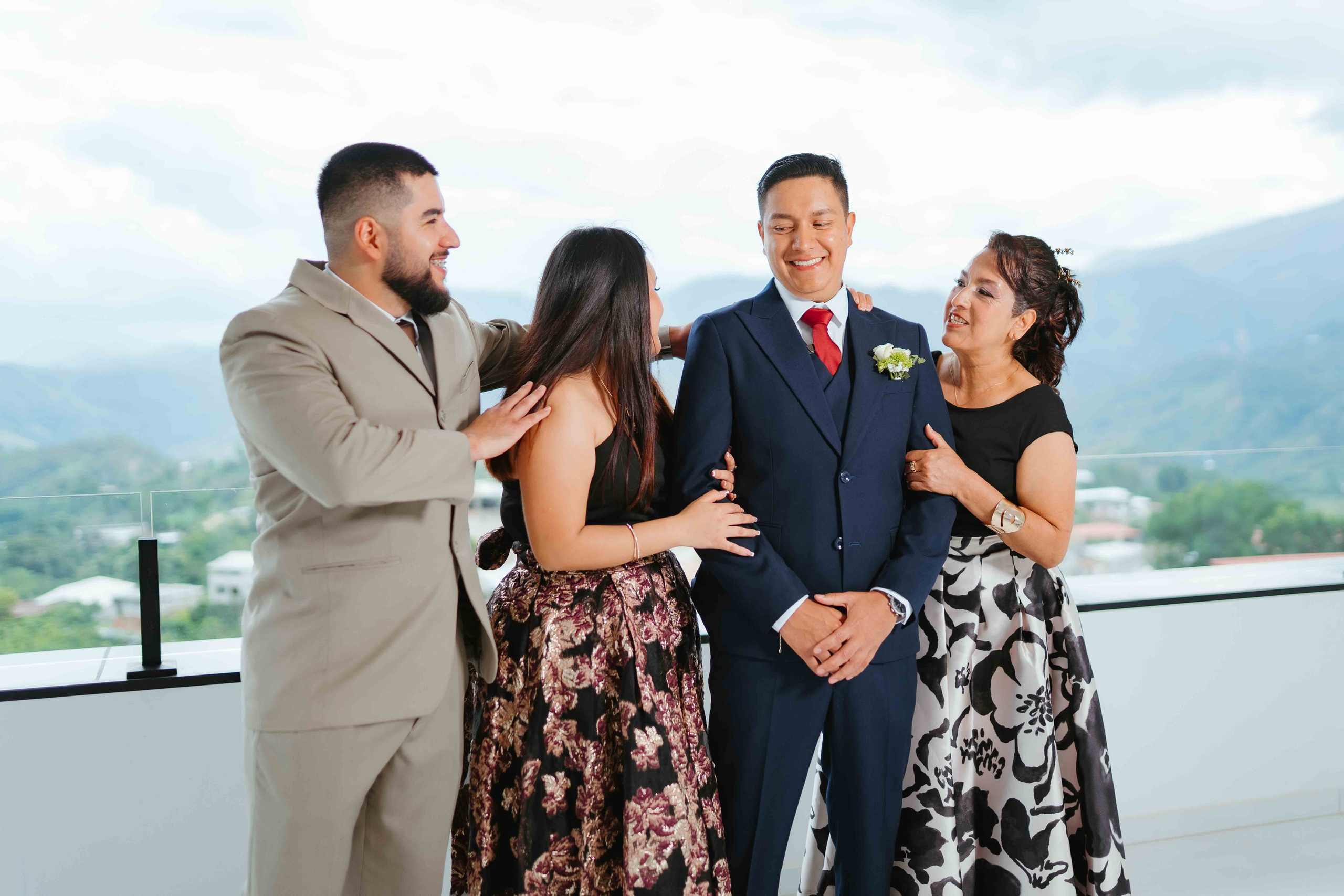 Jennifer y Vladimir. Fotógrafo de bodas en Loja Ecuador | Piero Alvarez PH
