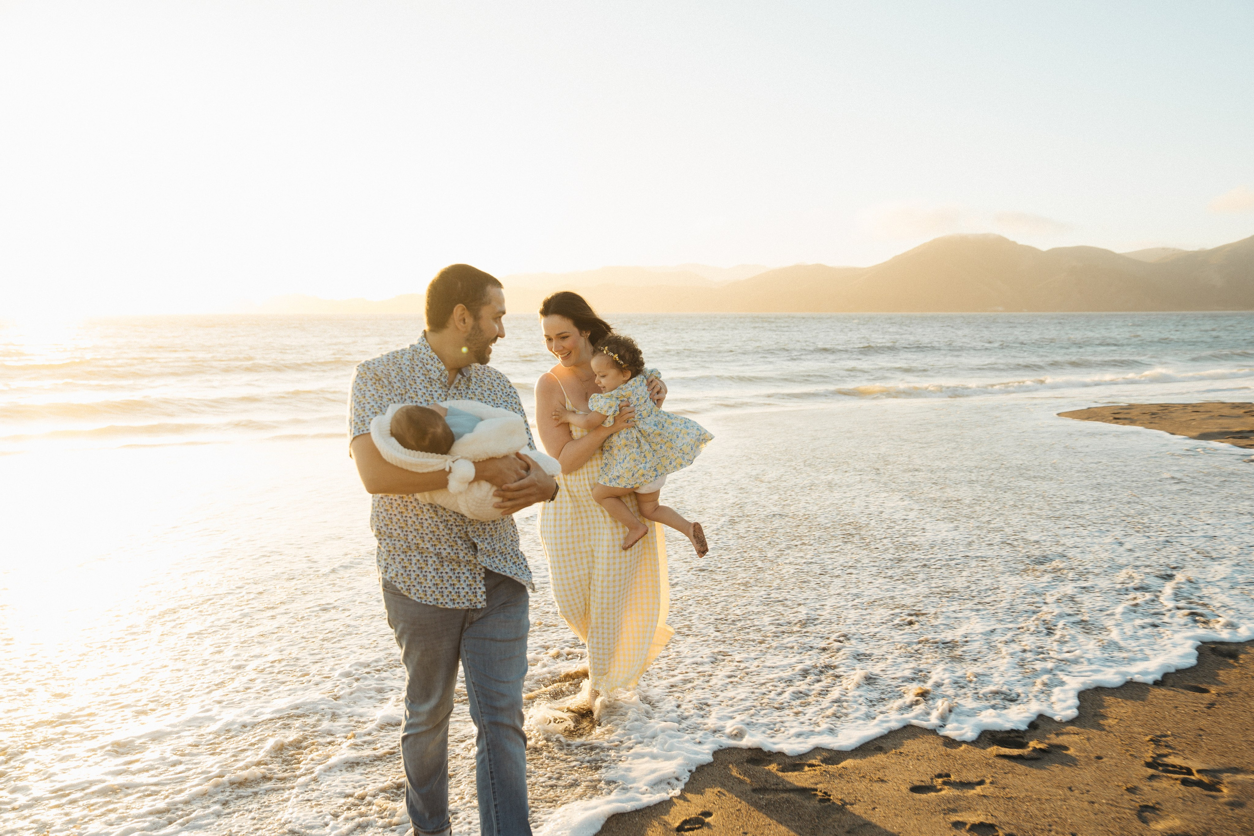 Bri’s growing family at Baker Beach. Soulo Photography | San Francisco Bay Area Based Photographer