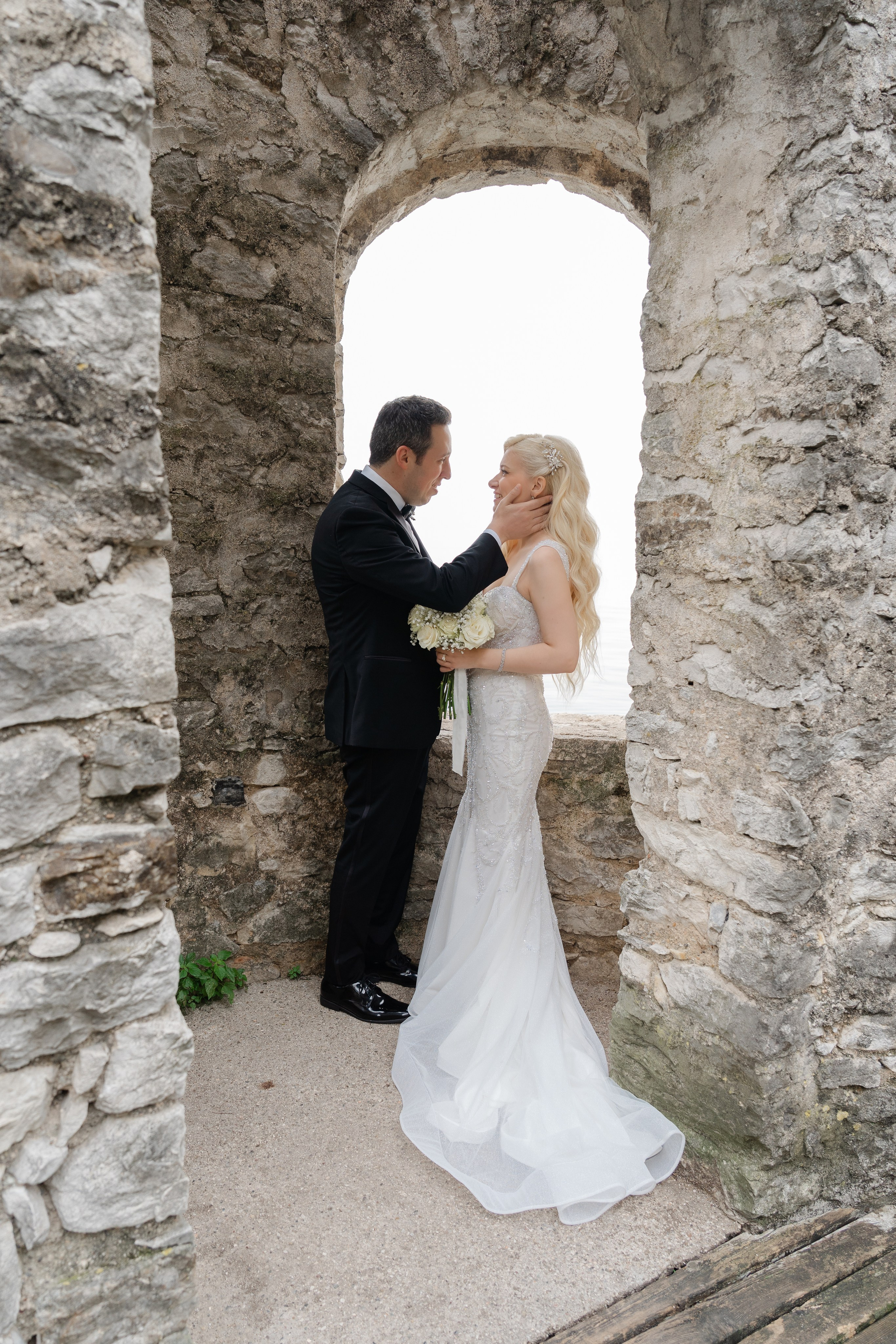 LINDSEY AND ROBERT _LAKE GARDA. PHOTOGRAPHER IN ITALY