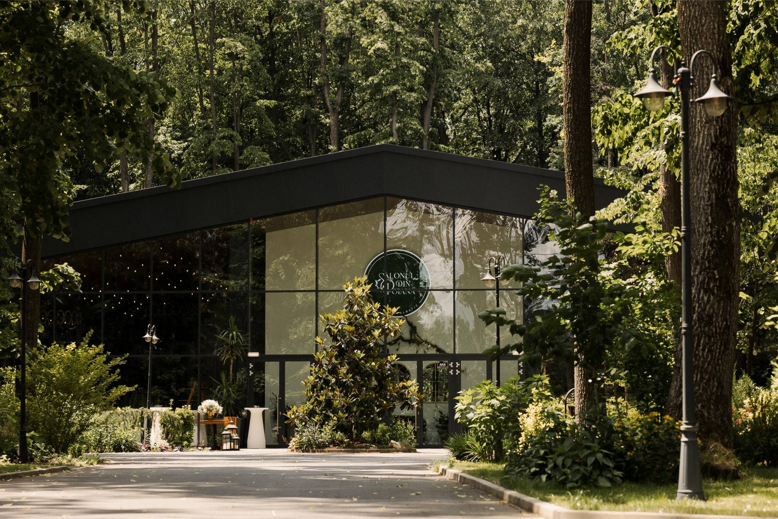 Cireșul Sălbatic. Stefan Teodorescu — Fotograf de Nunta Ploiesti