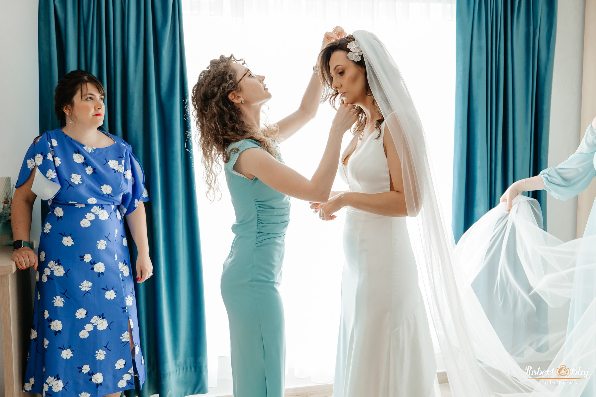 Ioana & Florin. Robert Blaj - Fotograf Nuntă Iași