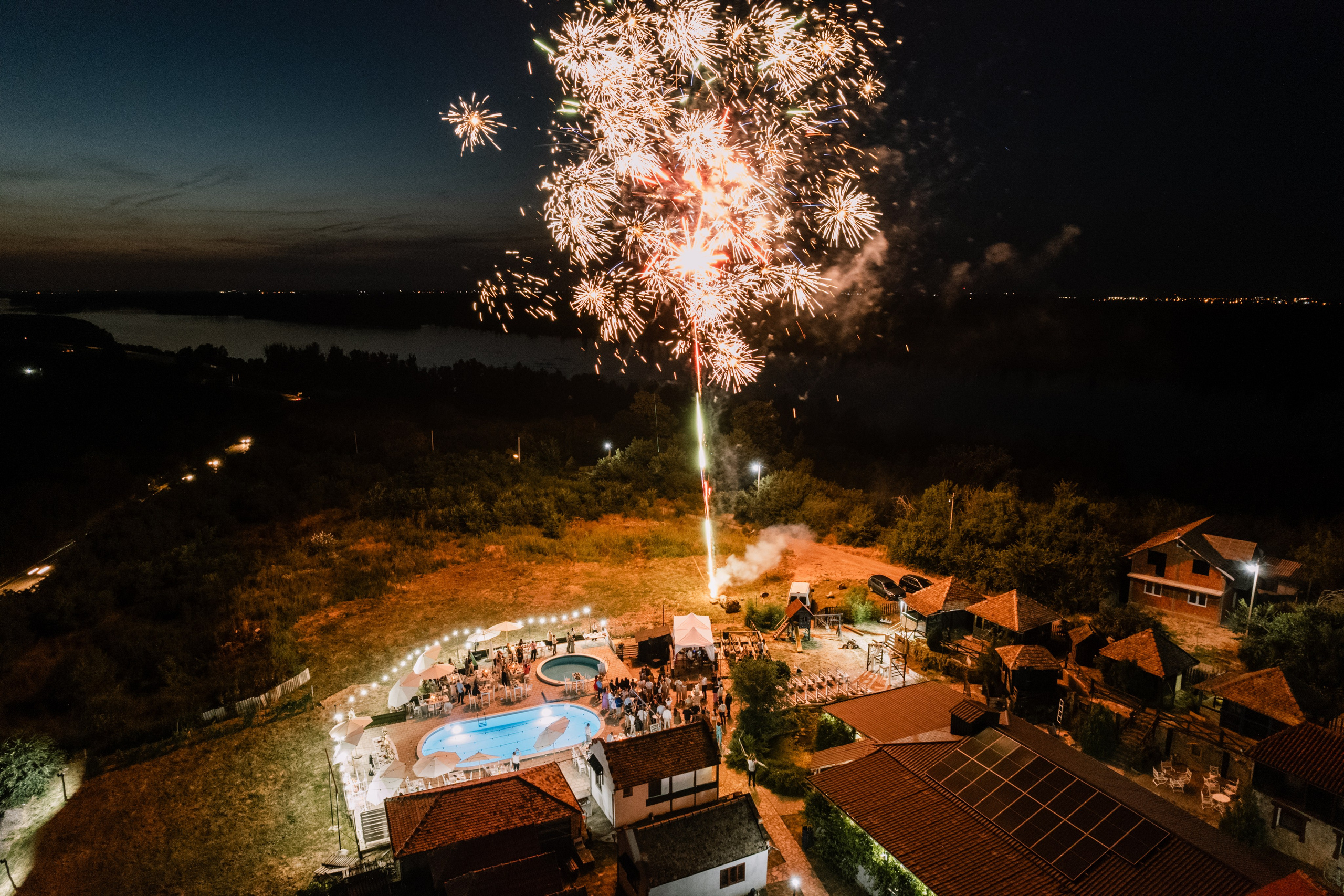 Monika i Strahinja. Wedding fotograf u Srbiji – Bojan Vijatov