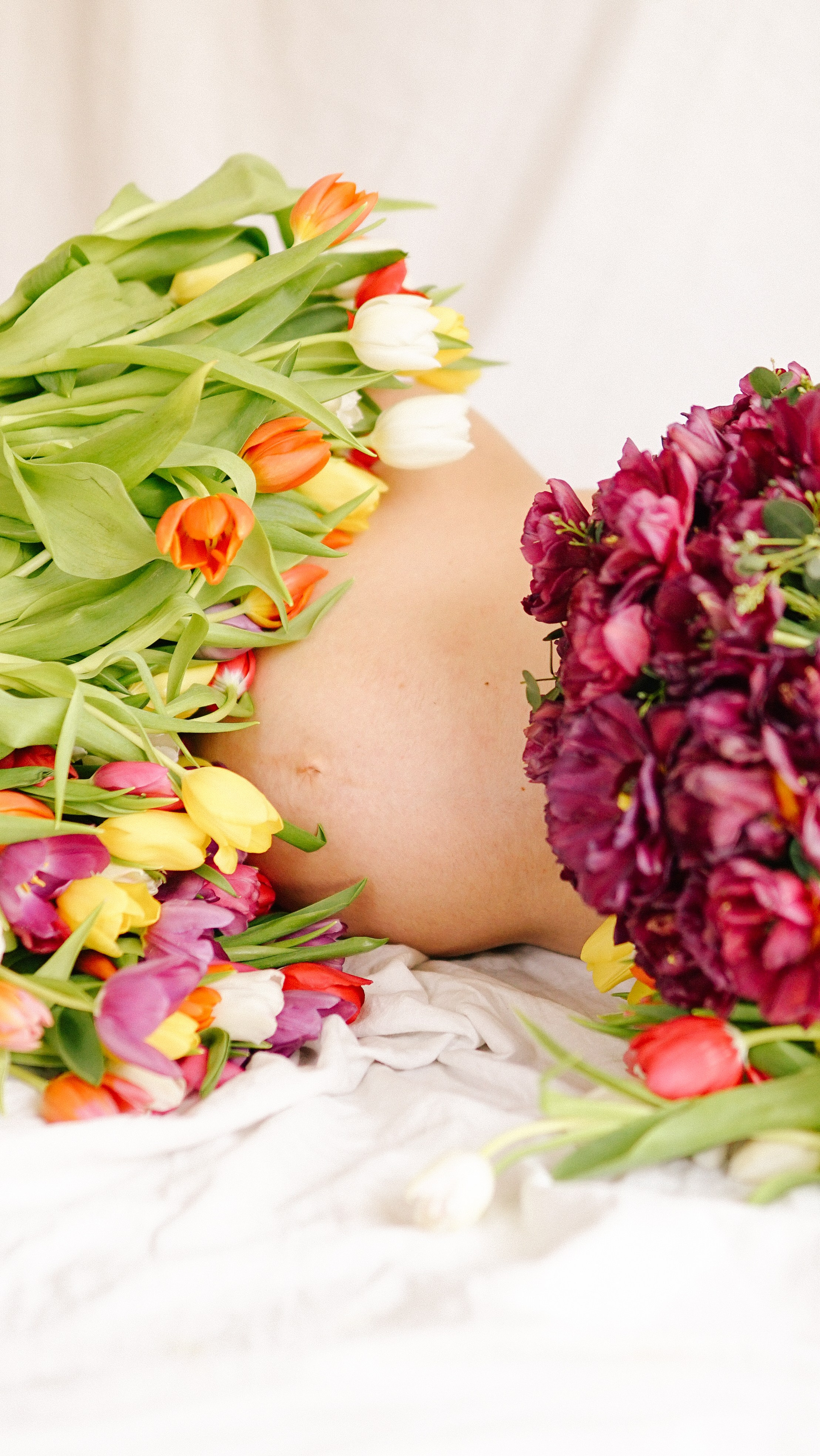 Ședințe Foto Primăvara Colorată Brașov | Mădălina Beda. Madalina Beda- Artist vizual, fotograf, doula la nastere, consultant babywearing Brasov si in toata tara