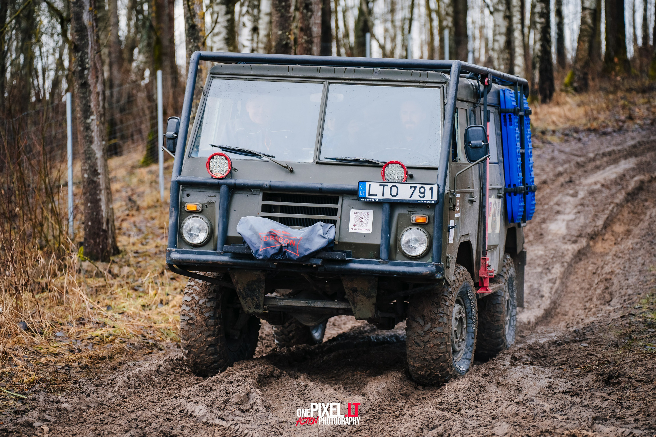 OFFROAD Parkas 2023. OnePIXEL